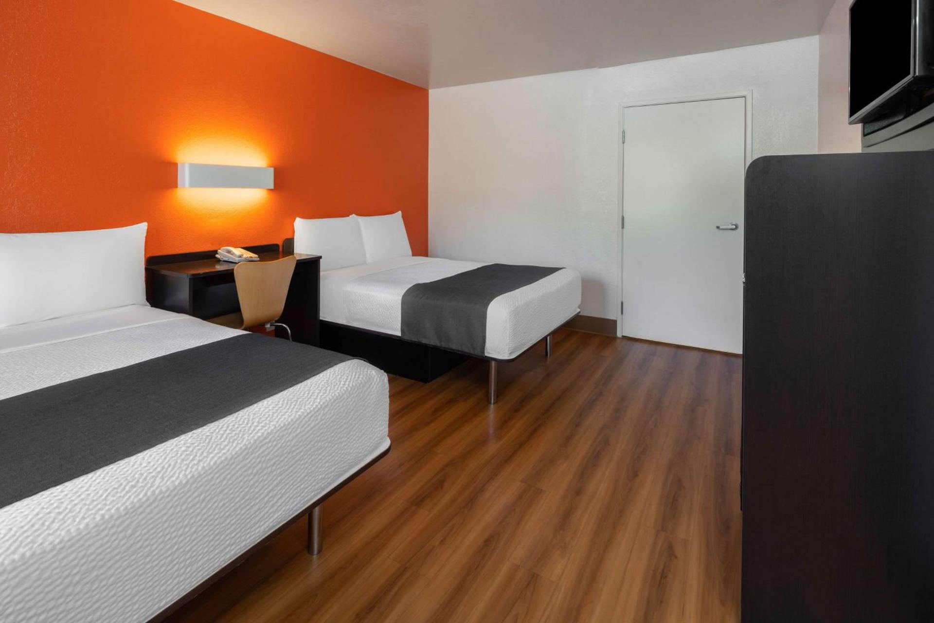 Motel 6-Carpinteria, CA - Santa Barbara - South photo 12