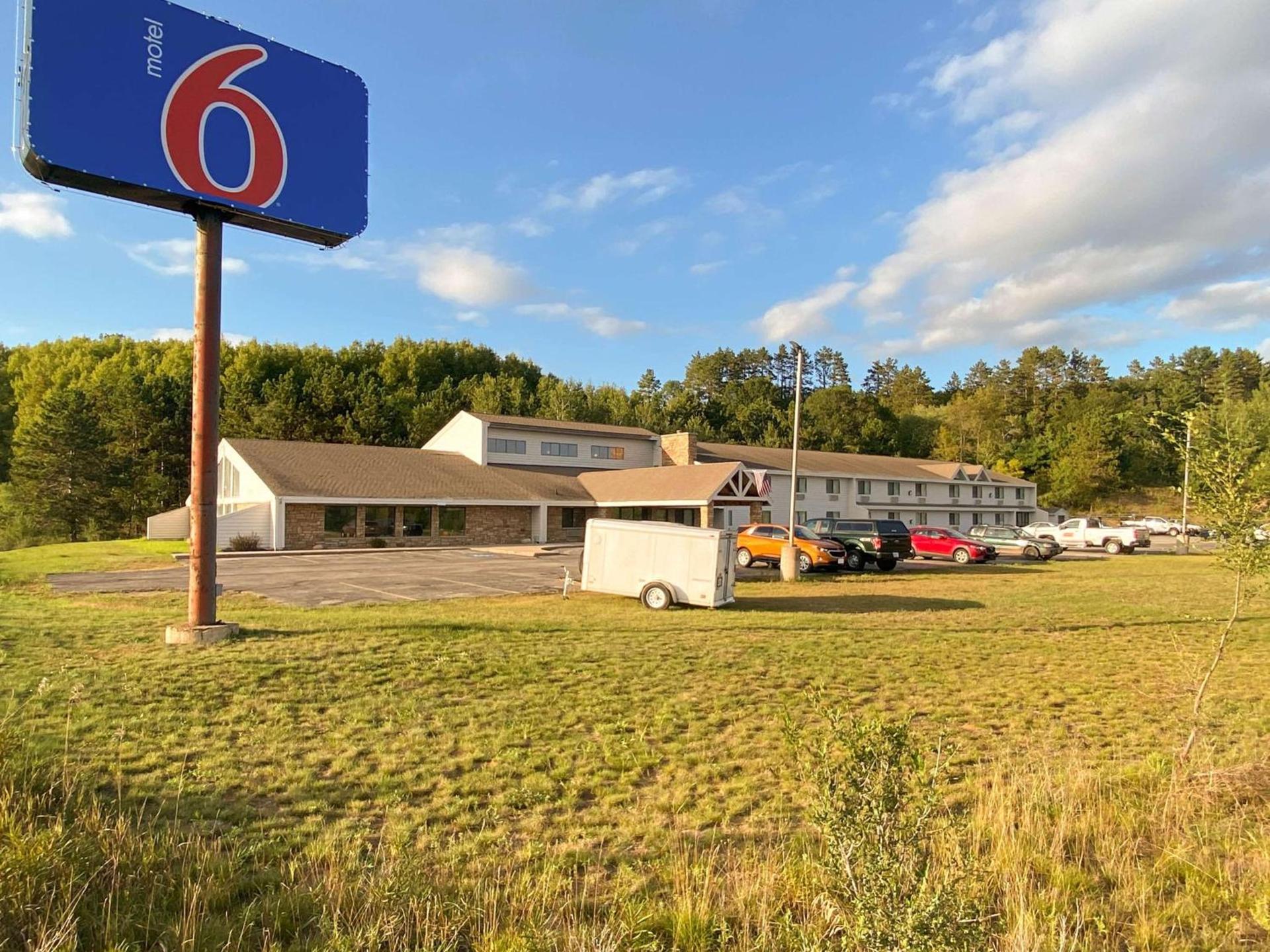 Motel 6 Norway MI photo 1
