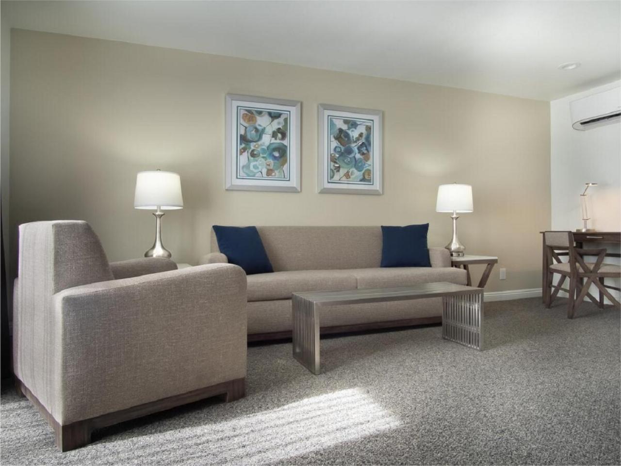 Serene Vegas Boutique Hotel Las Vegas photo 21