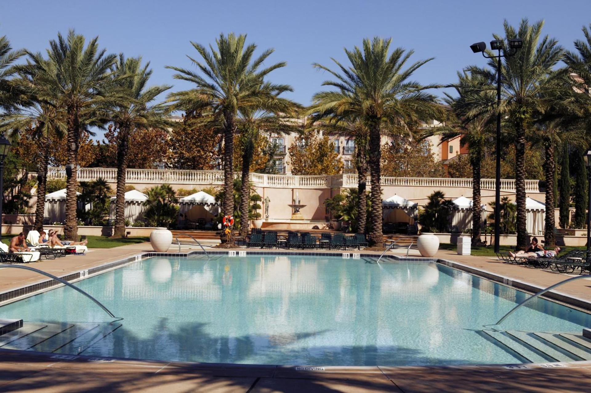 Universal's Loews Portofino Bay Hotel photo 3