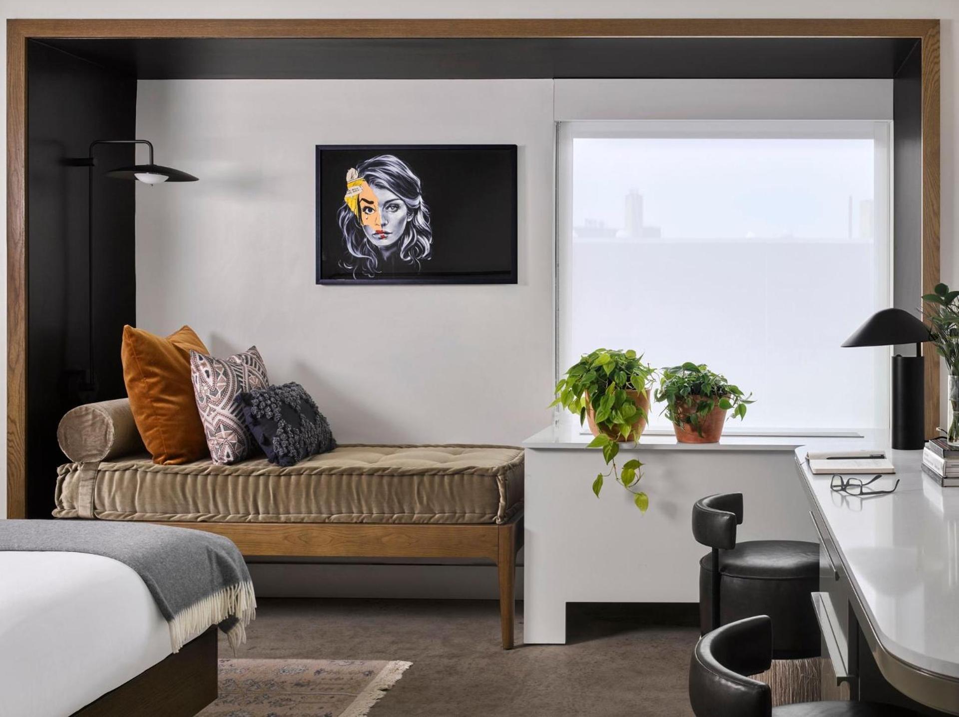 Vignette Collection Yours Truly DC by IHG photo 82