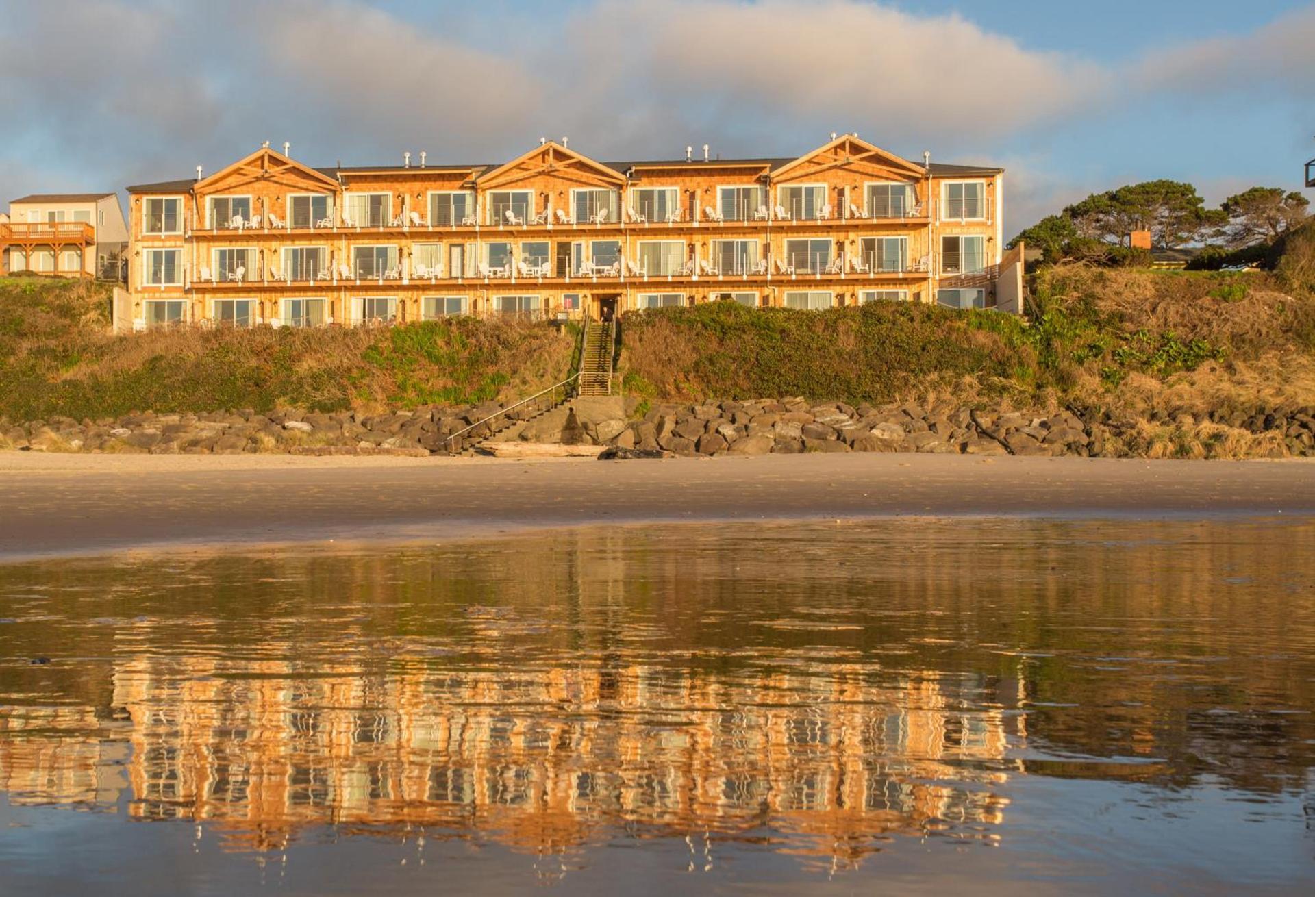 Pelican Shores Inn photo 1