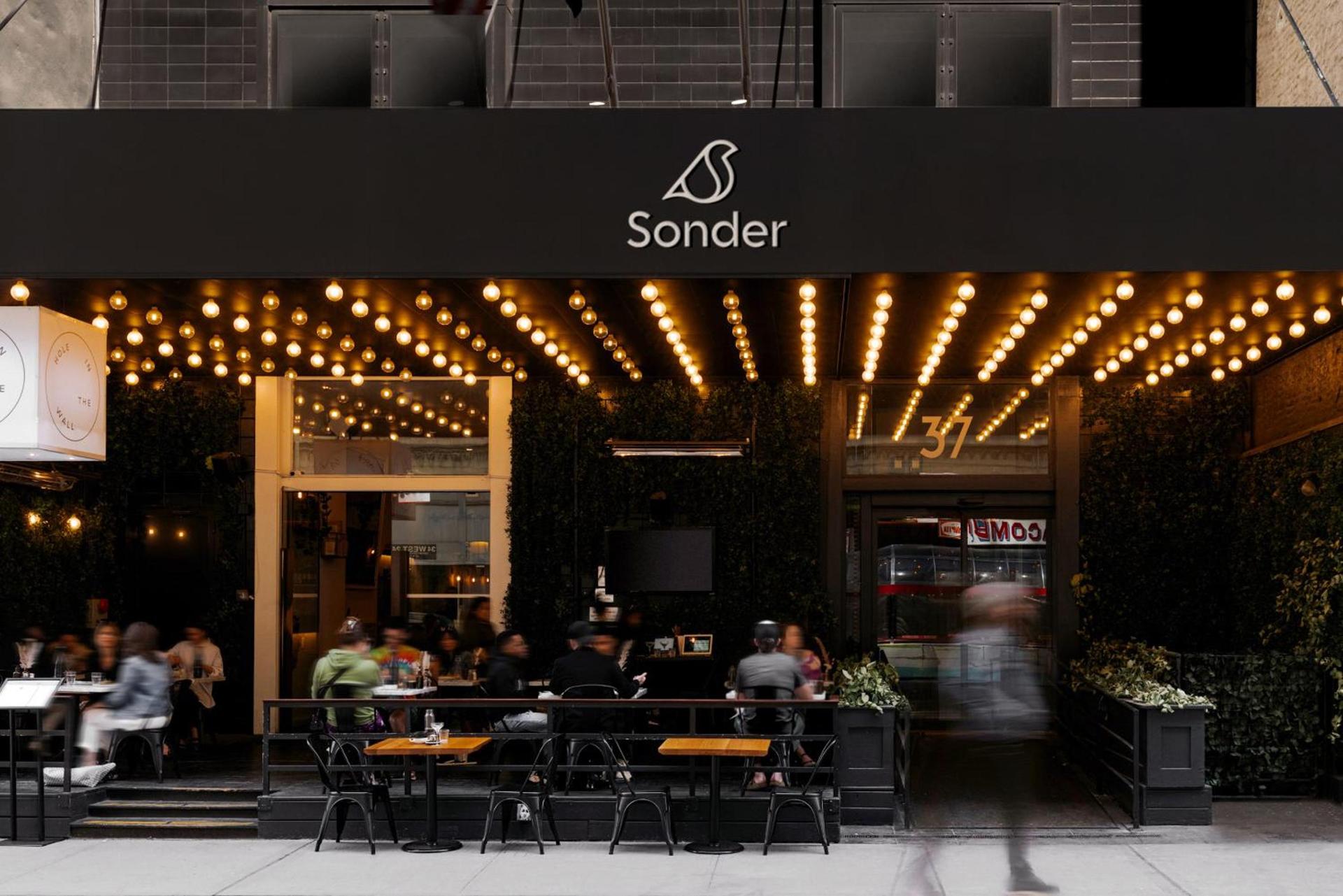 Sonder Henri on 24 photo 2