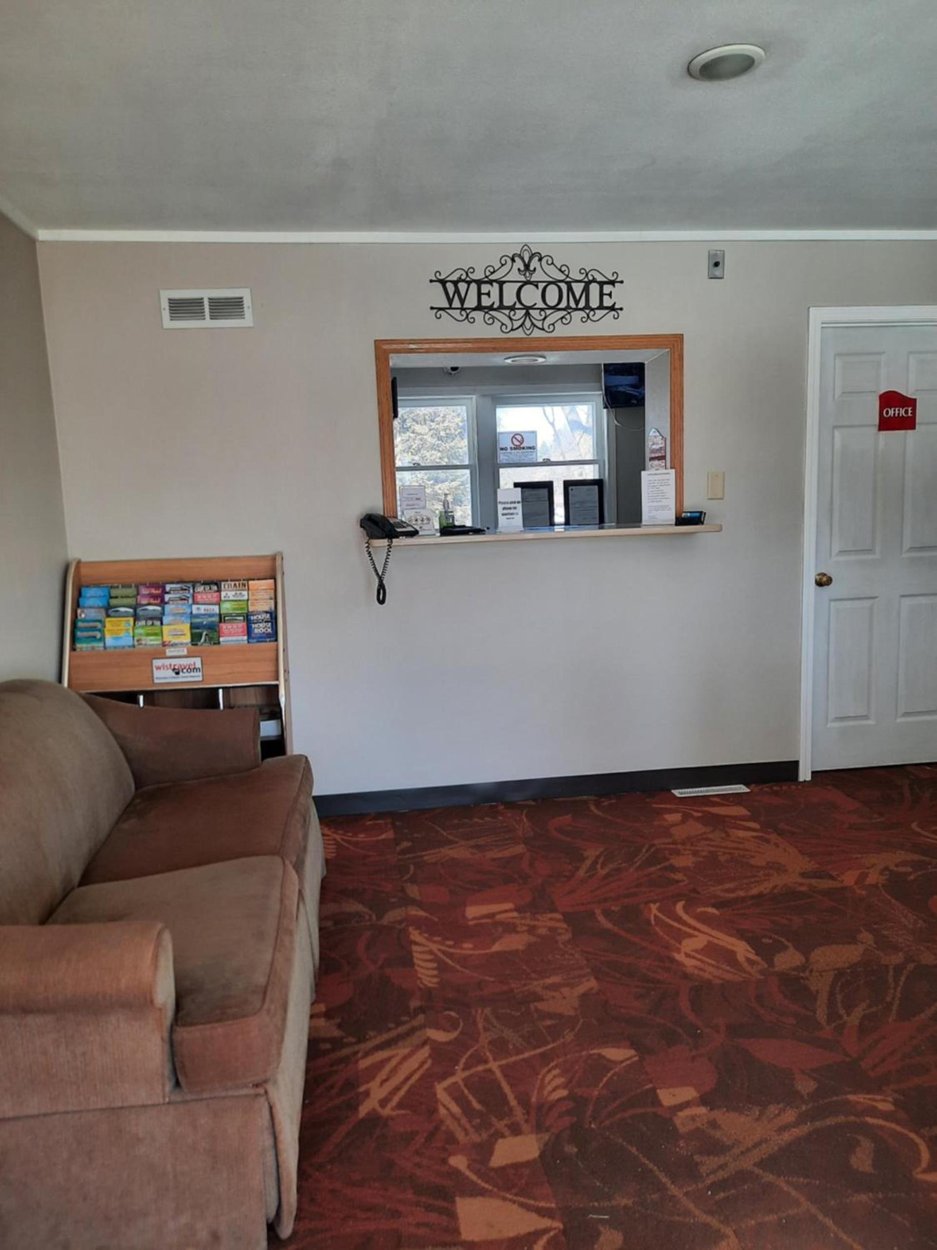 Motel Reedsburg photo 28