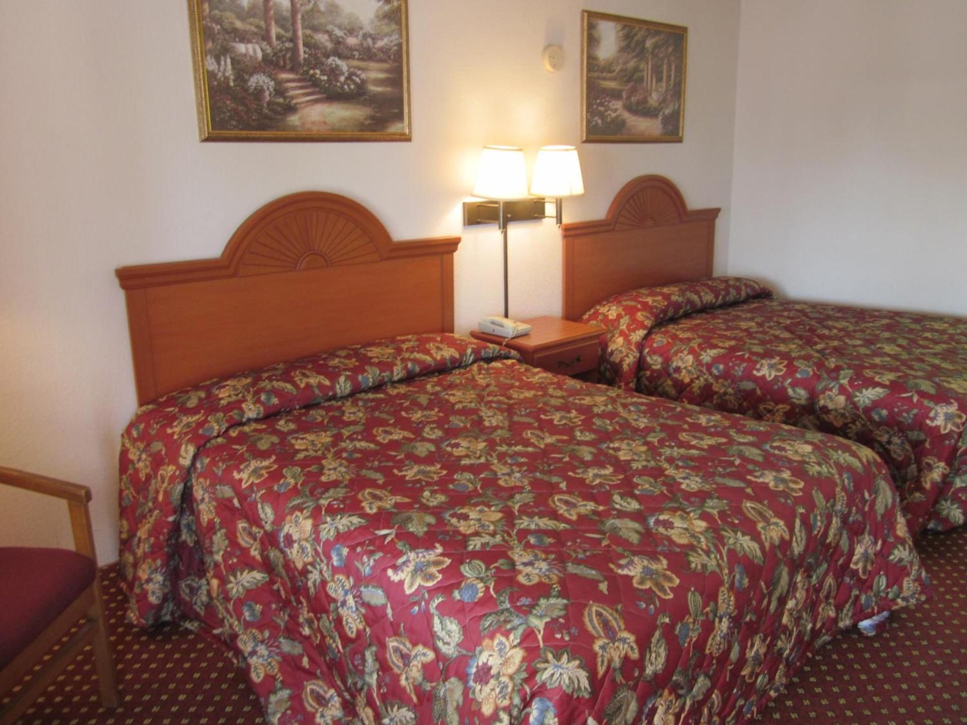 Westmont Inn - Lakeland photo 6