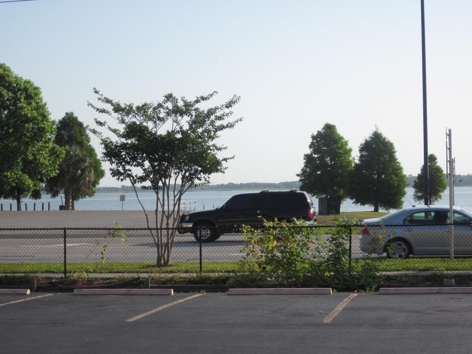 Westmont Inn - Lakeland photo 12