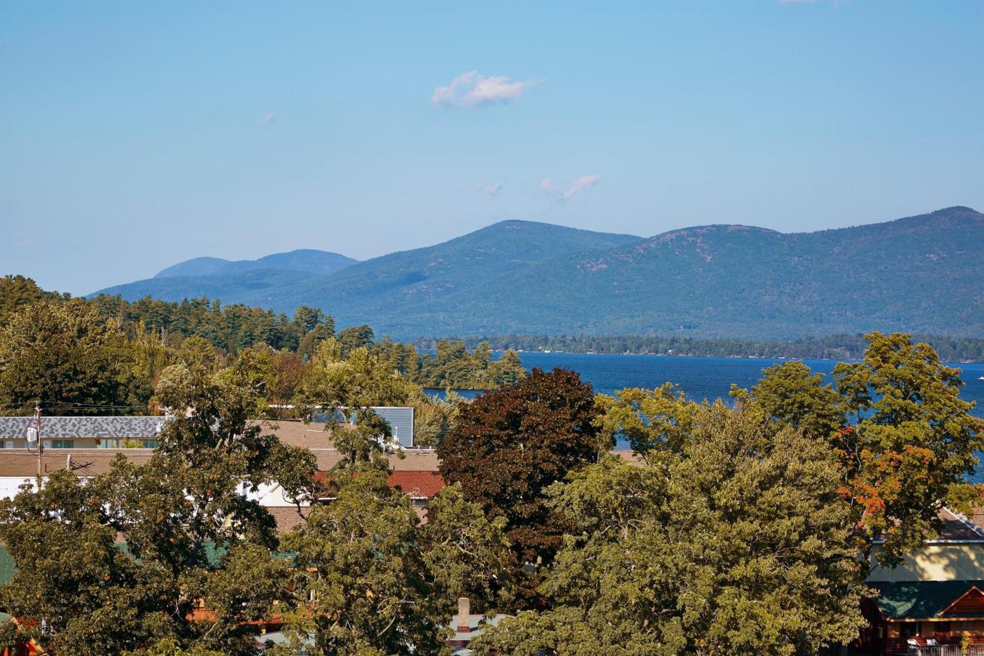 Courtyard by Marriott Lake George photo 25