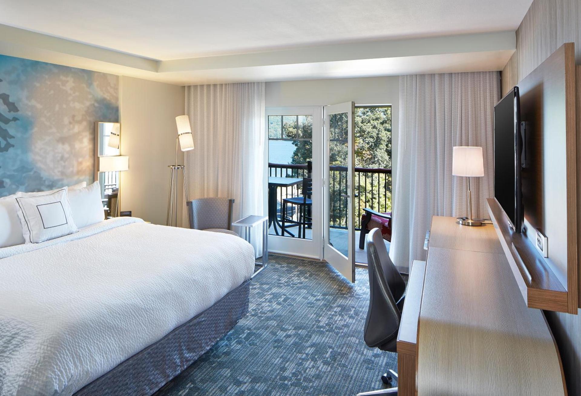 Courtyard by Marriott Lake George photo 9