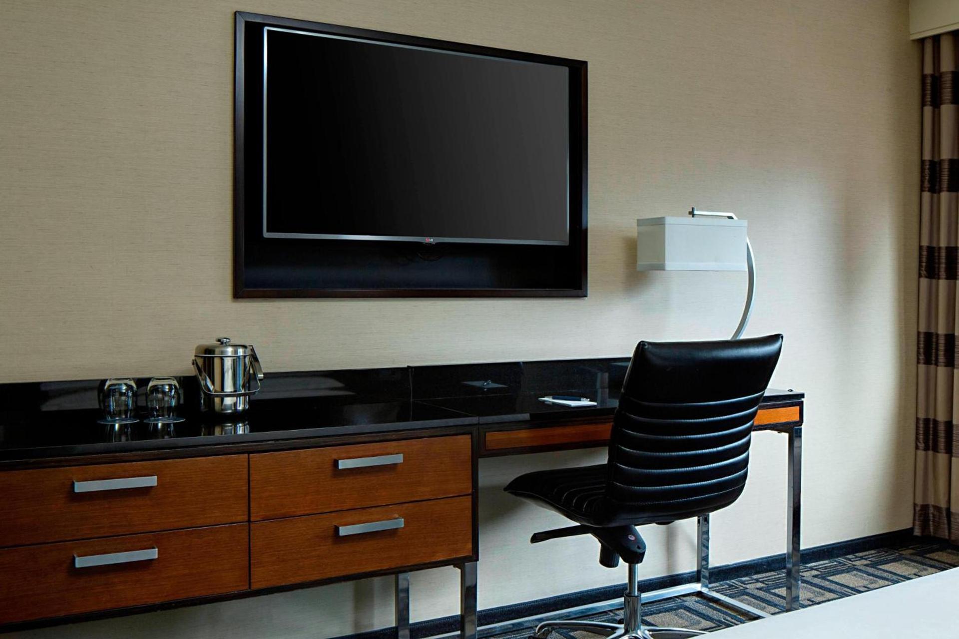 Sheraton New York Times Square Hotel photo 14