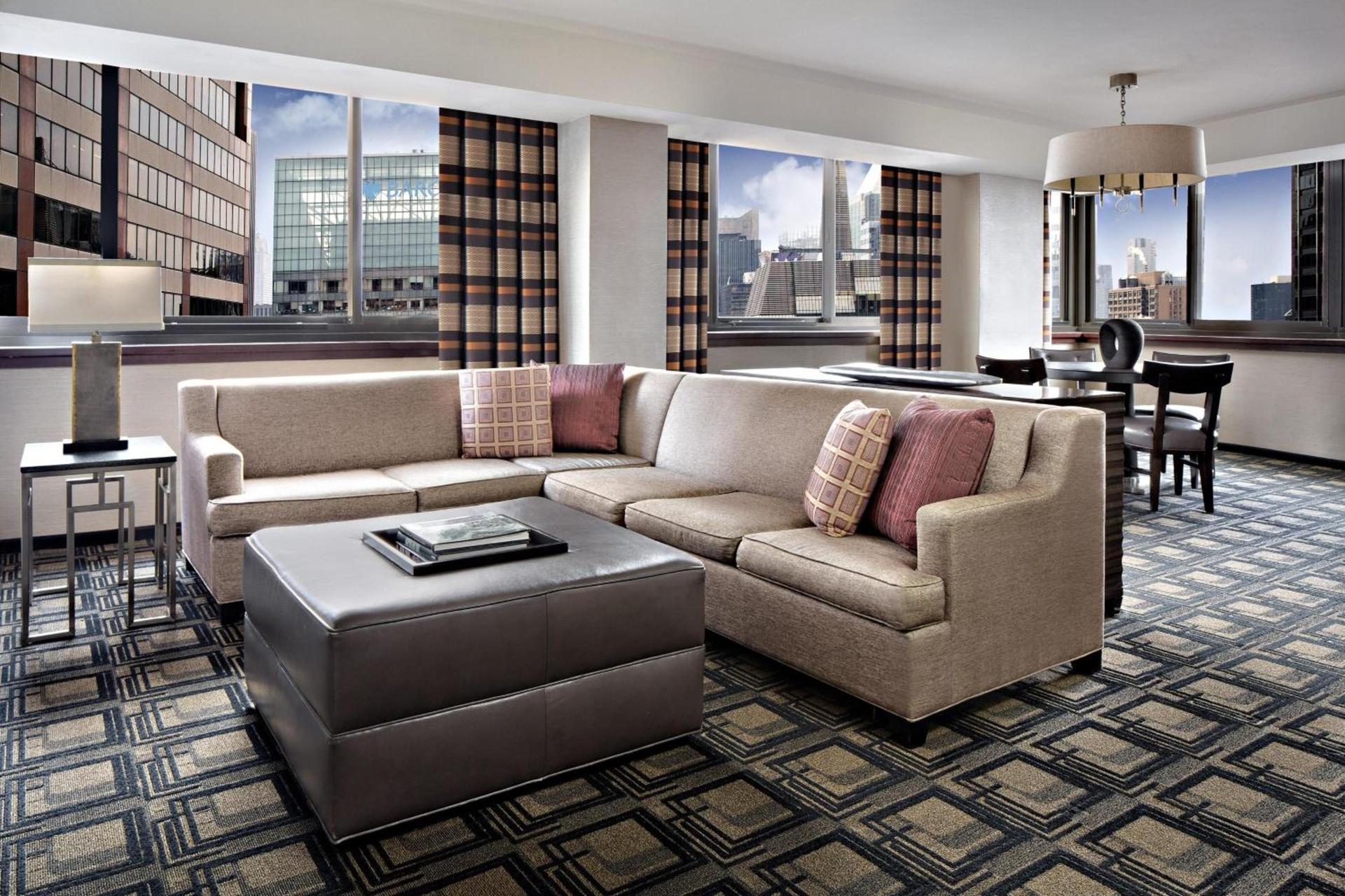 Sheraton New York Times Square Hotel photo 28