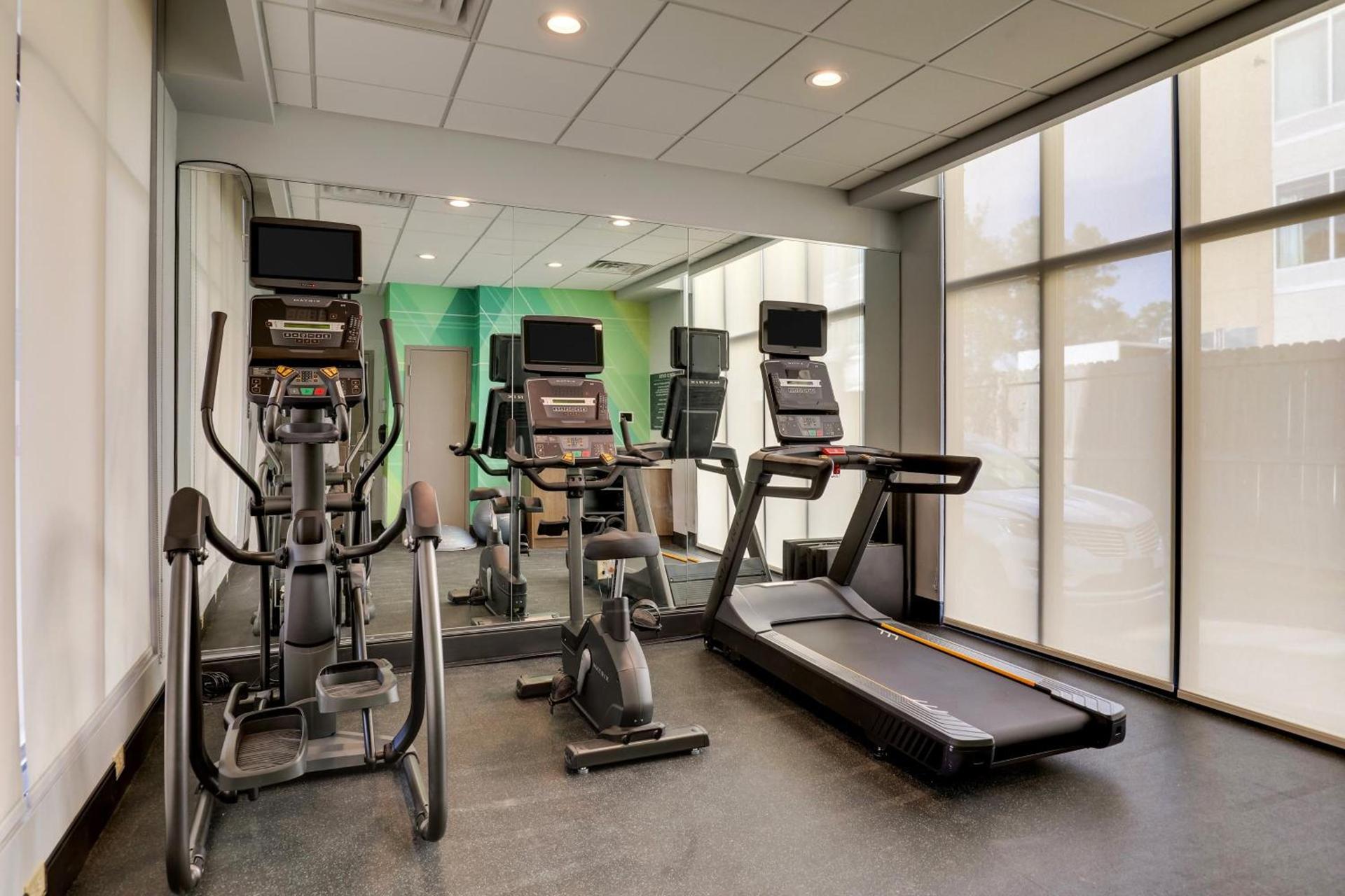 Holiday Inn Mobile Airport by IHG photo 56