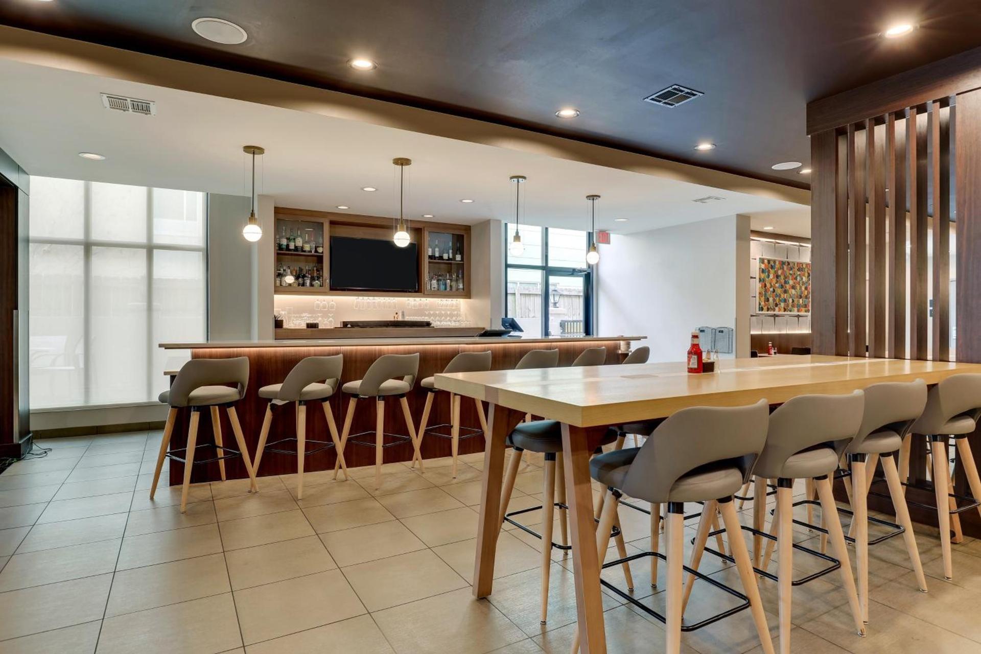 Holiday Inn Mobile Airport by IHG photo 67