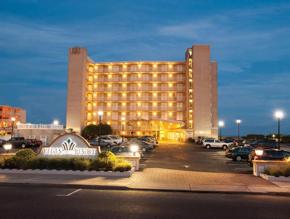 Reges Oceanfront Resort photo 1