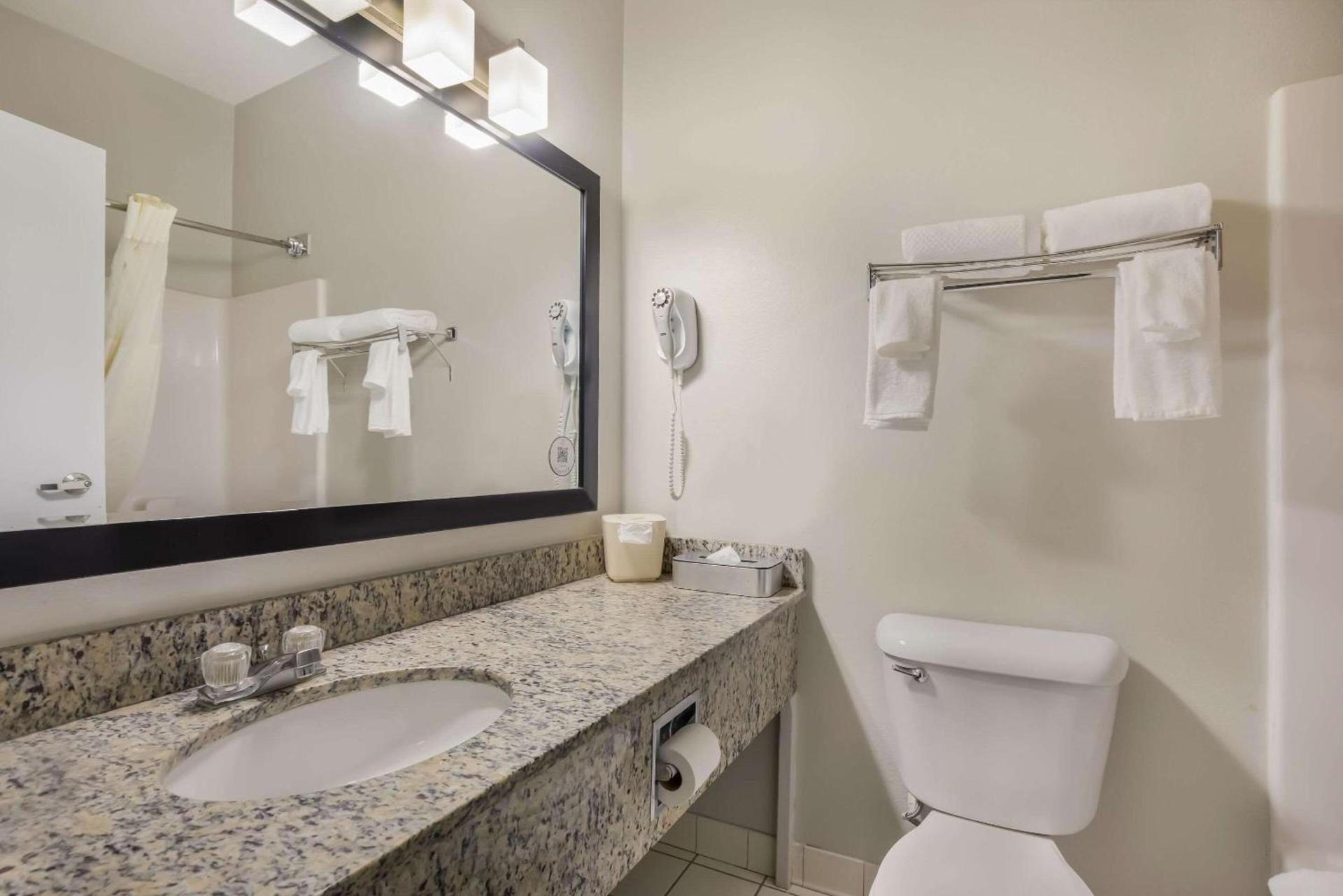 MainStay Suites Joliet I-55 photo 28