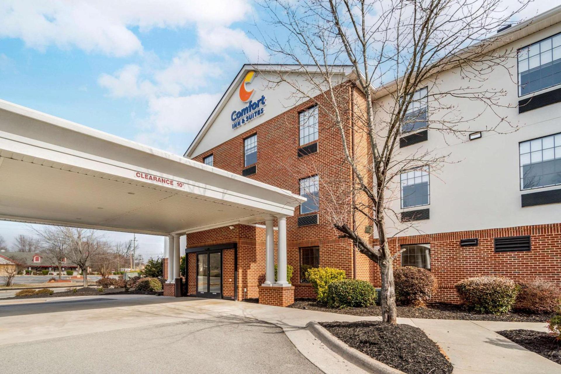 Comfort Inn & Suites Lexington South — hotel in Lexington
