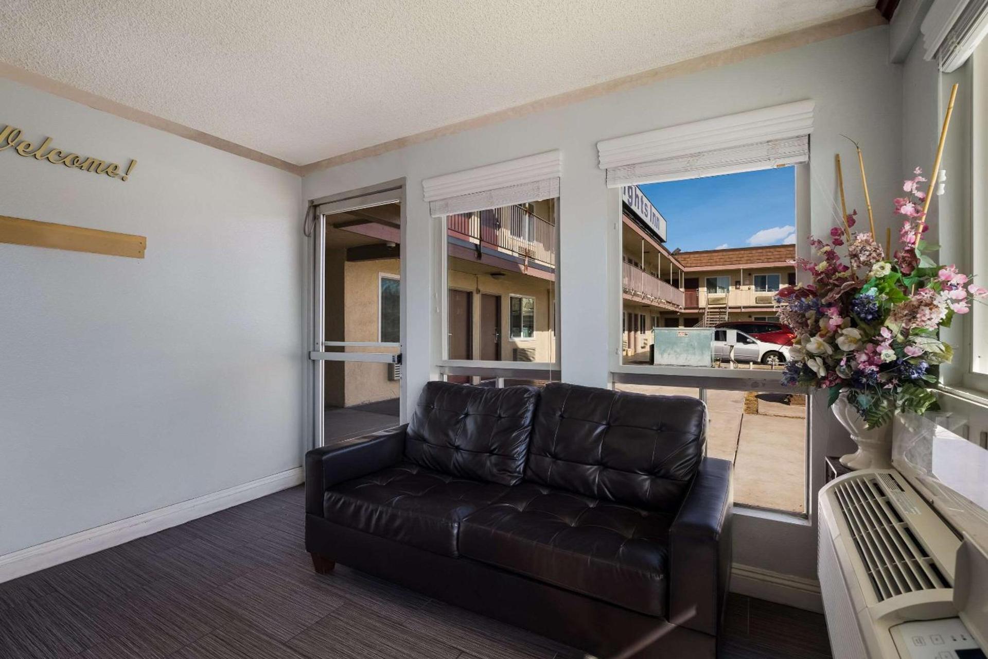 Rodeway Inn San Bernardino - Colton photo 11