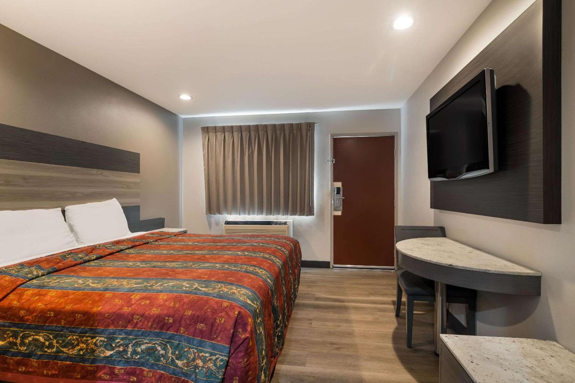 Rodeway Inn San Bernardino - Colton photo 18