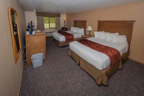 Cowlitz River Lodge photo 3