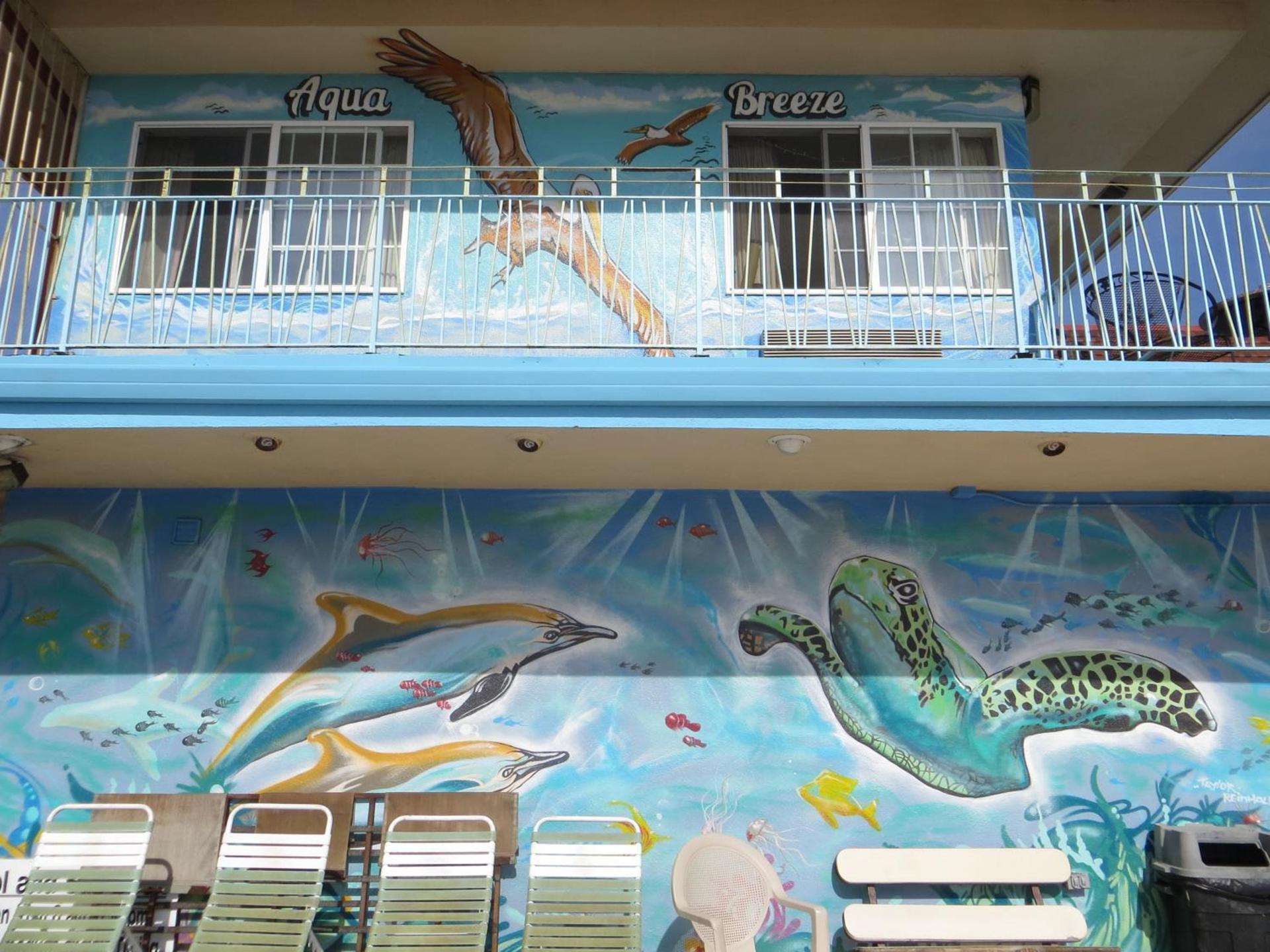 Aqua Breeze Inn photo 79