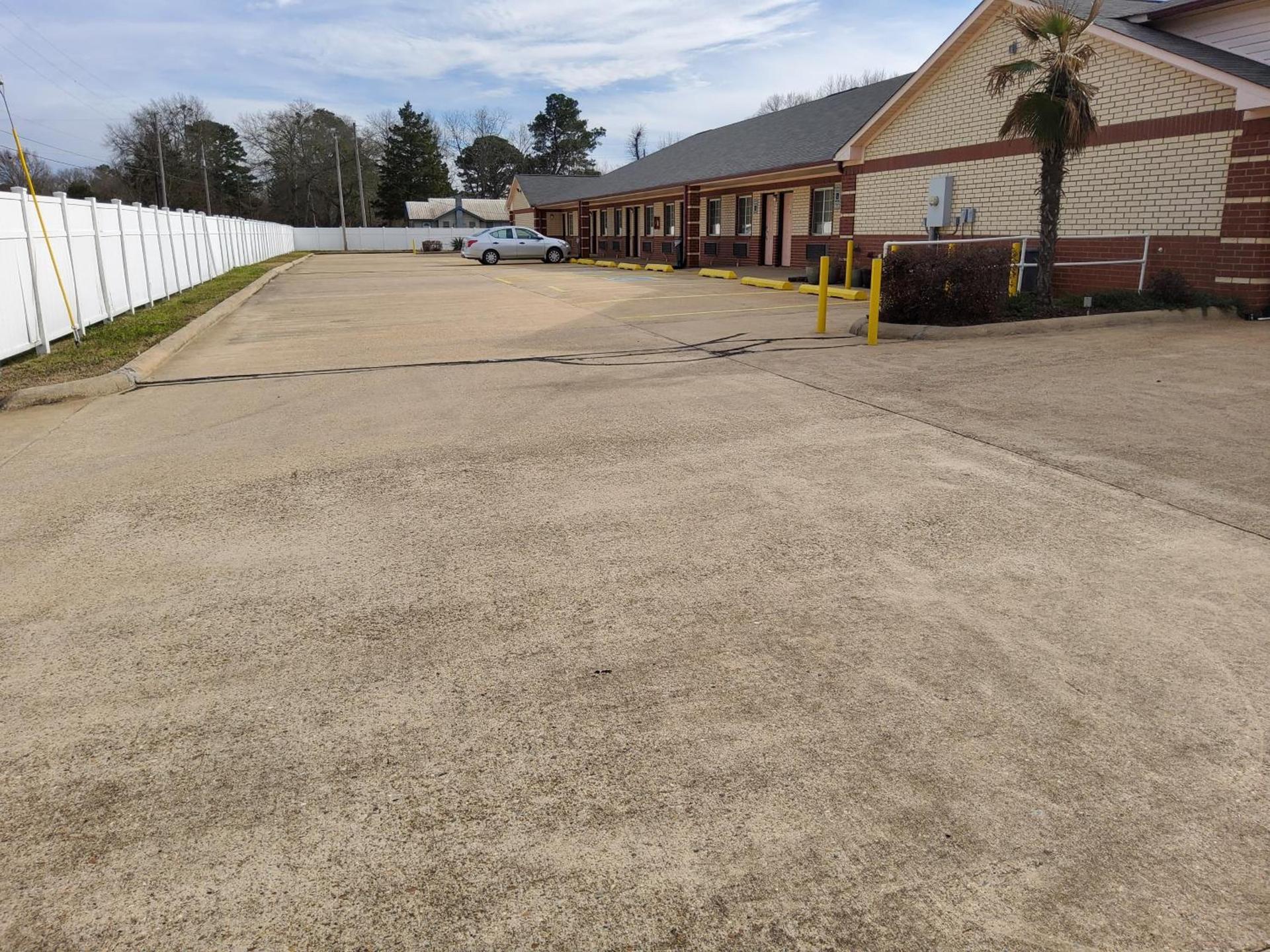 Budget Inn photo 31