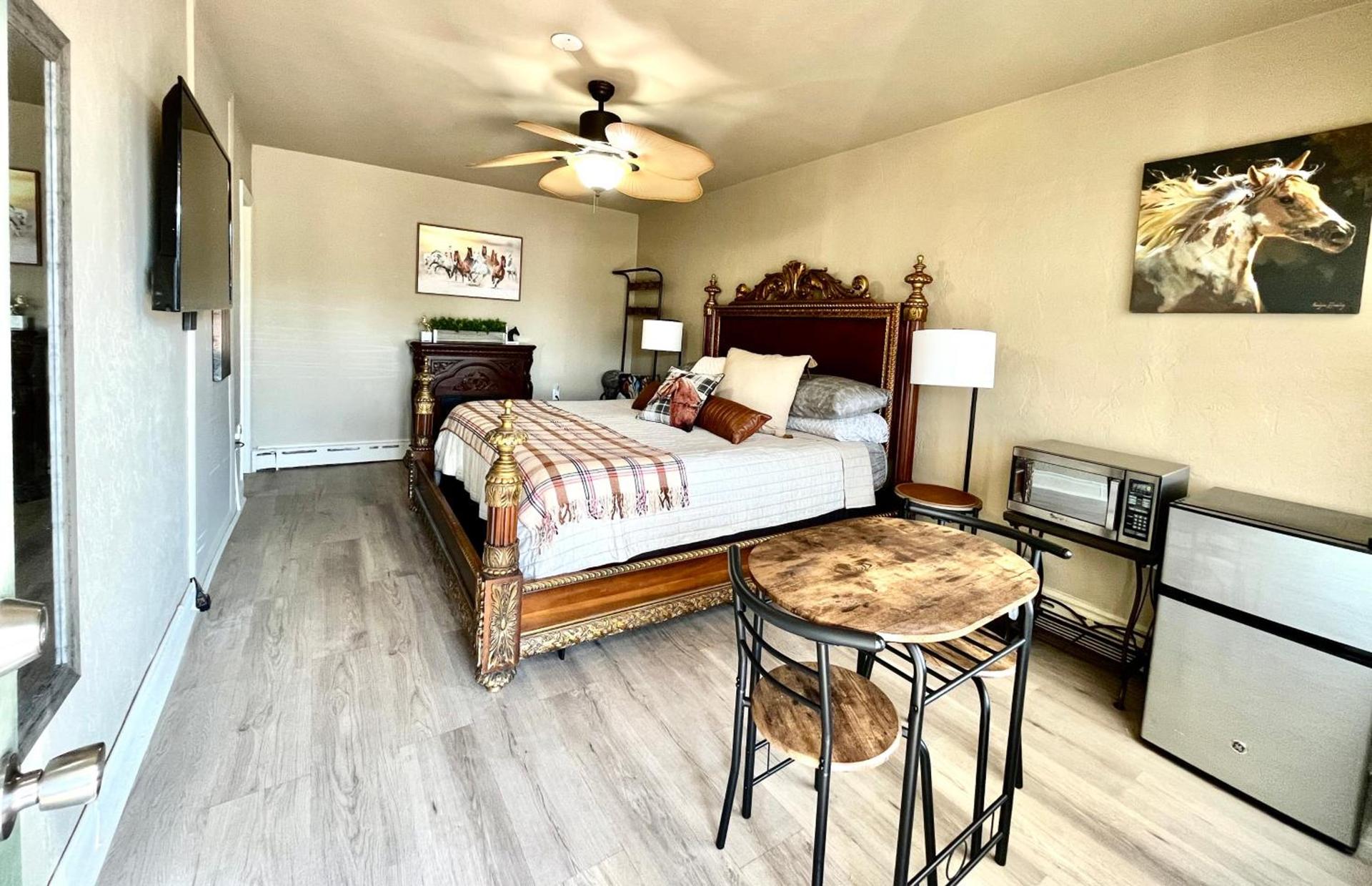 Shamrock Cove Inn photo 16