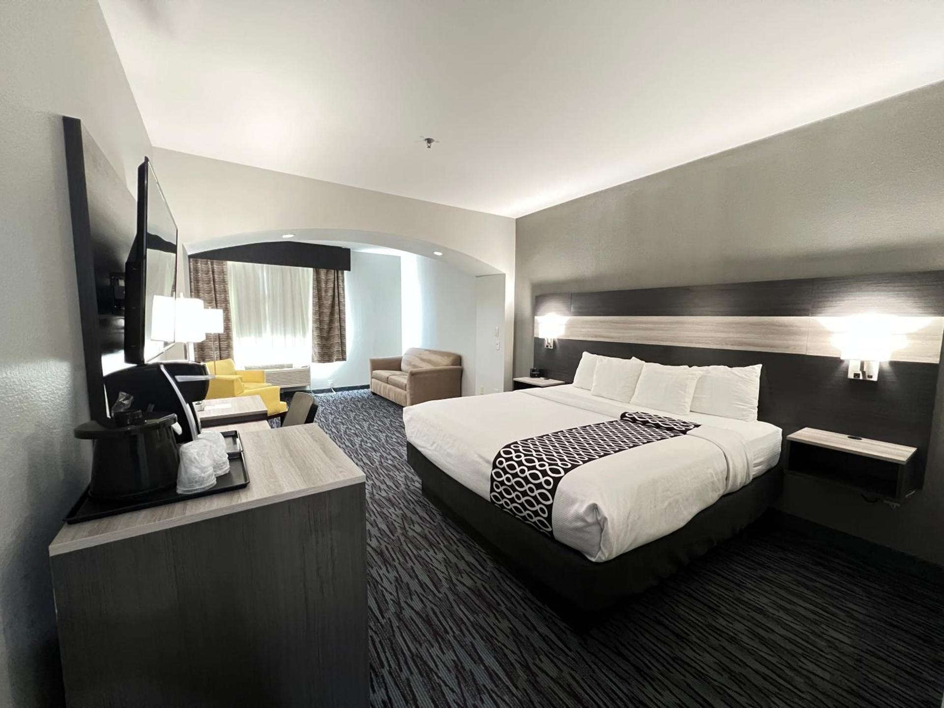 La Quinta by Wyndham Allen at The Village photo 15