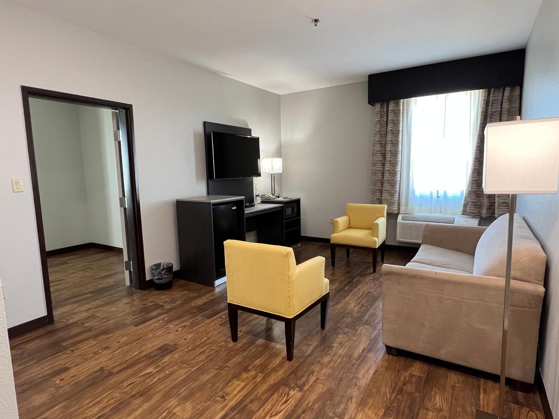 La Quinta by Wyndham Allen at The Village photo 14