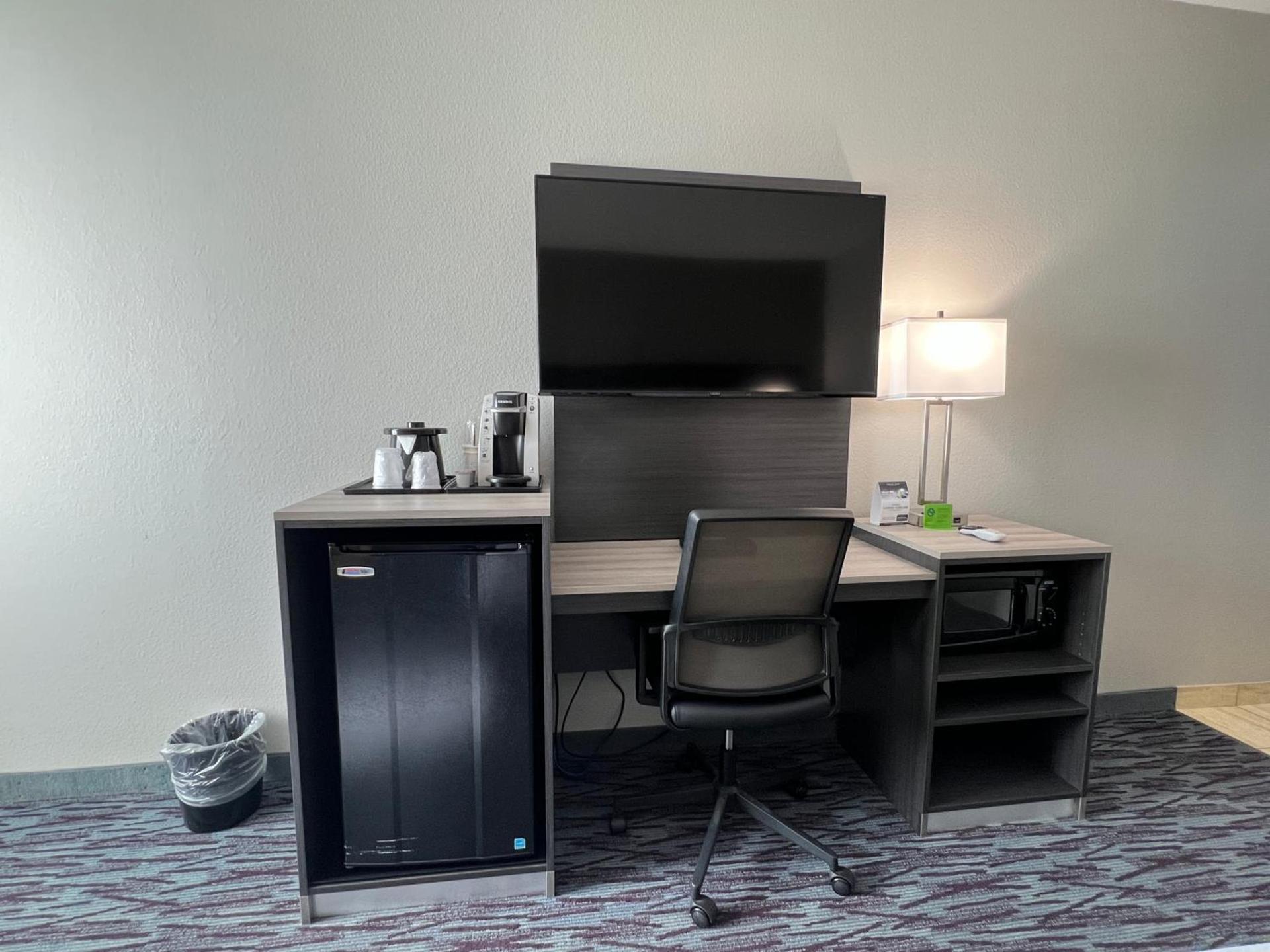 La Quinta by Wyndham Allen at The Village photo 19