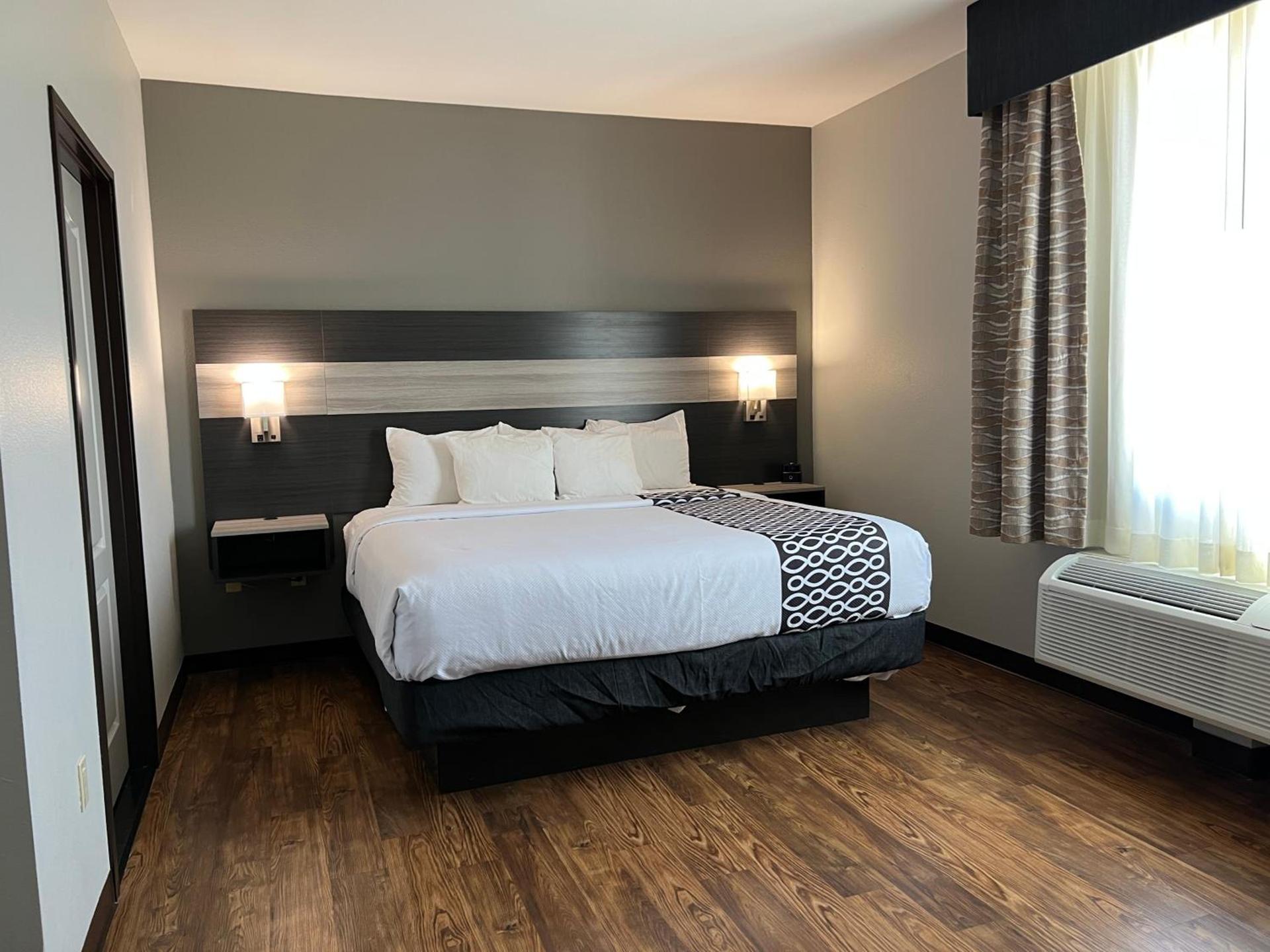 La Quinta by Wyndham Allen at The Village photo 20