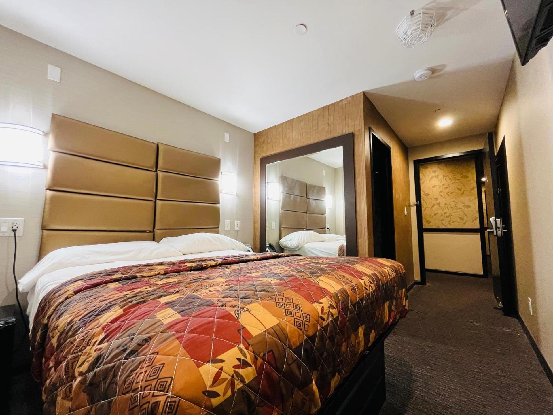 Hotel Key photo 6
