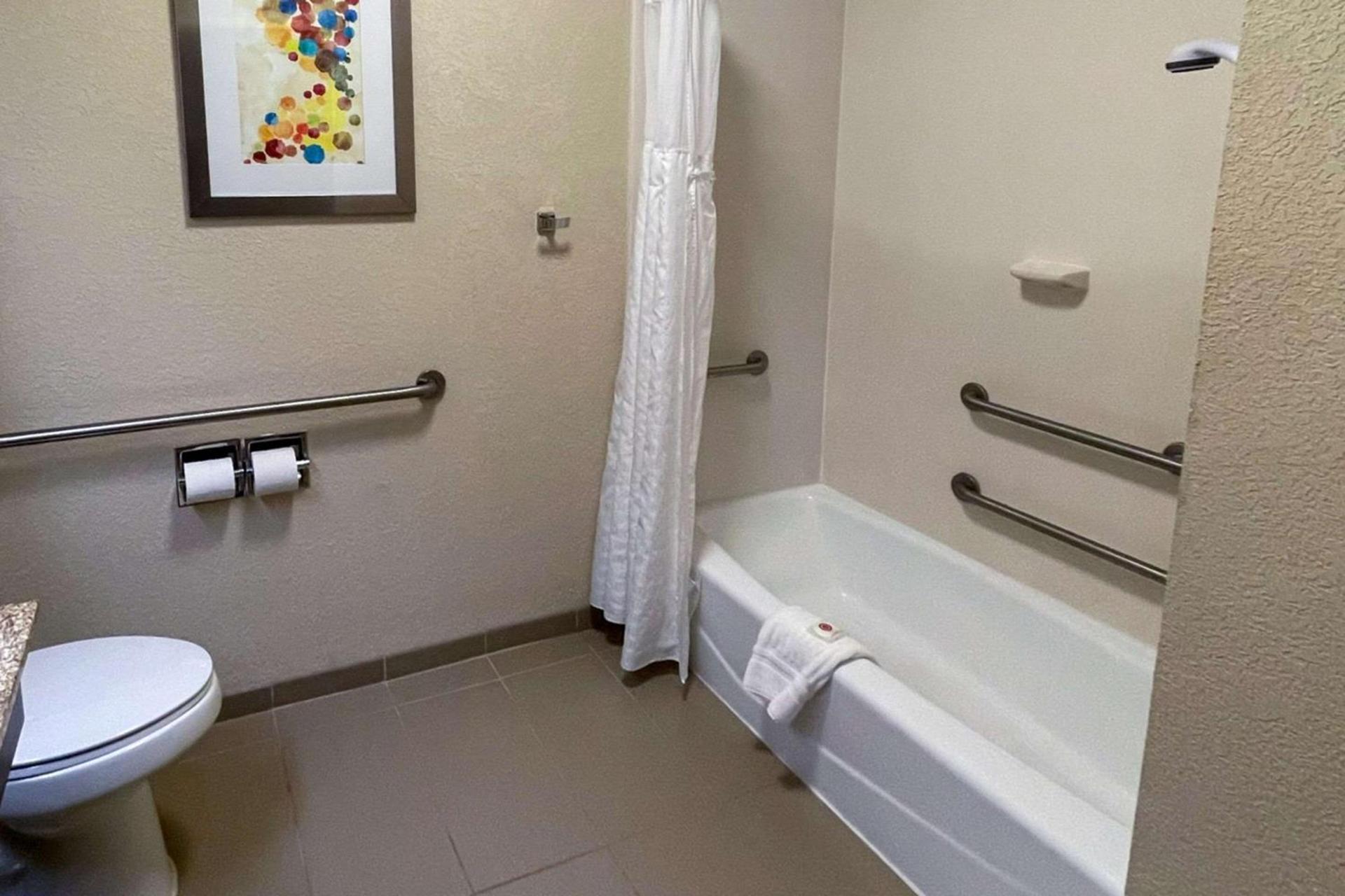 Comfort Inn Pinehurst - Southern Pines photo 27