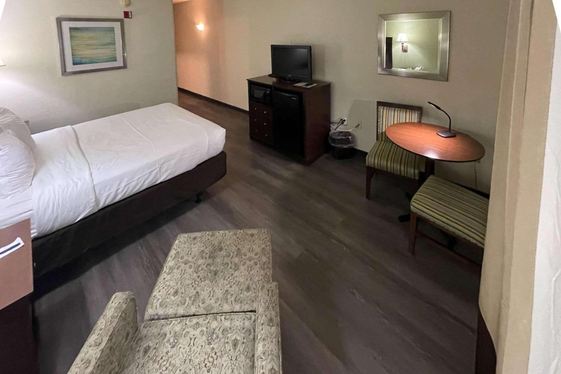 Comfort Inn Pinehurst - Southern Pines photo 29