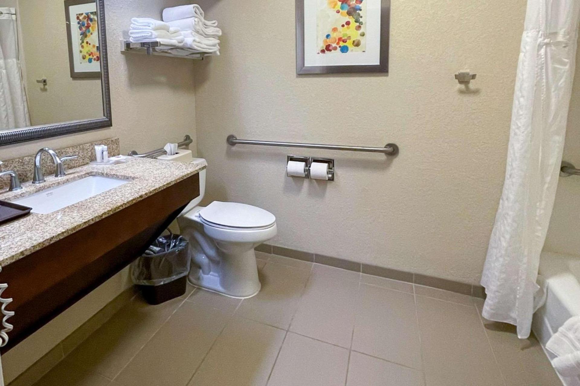 Comfort Inn Pinehurst - Southern Pines photo 30