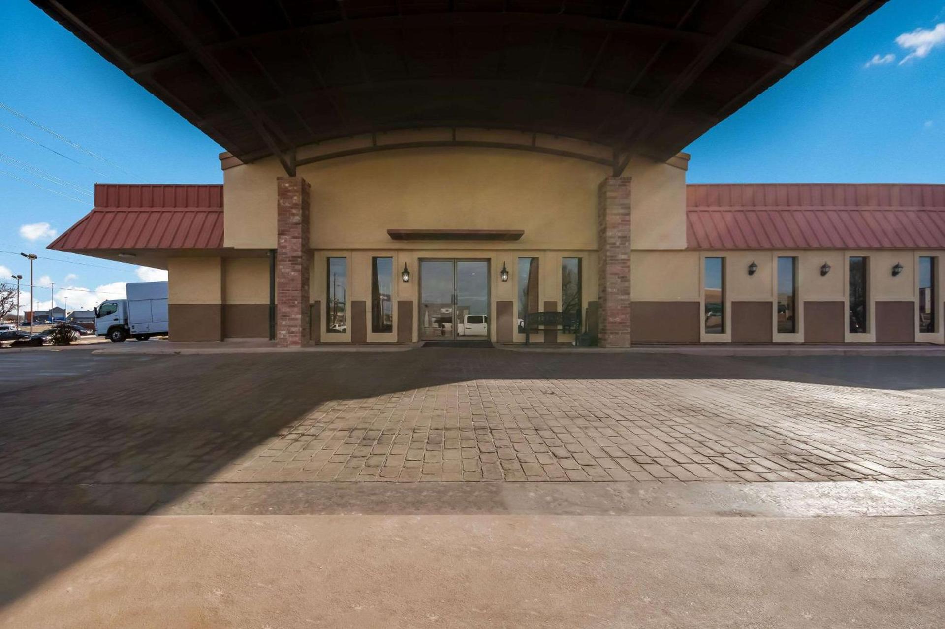 Quality Inn Chickasha photo 3