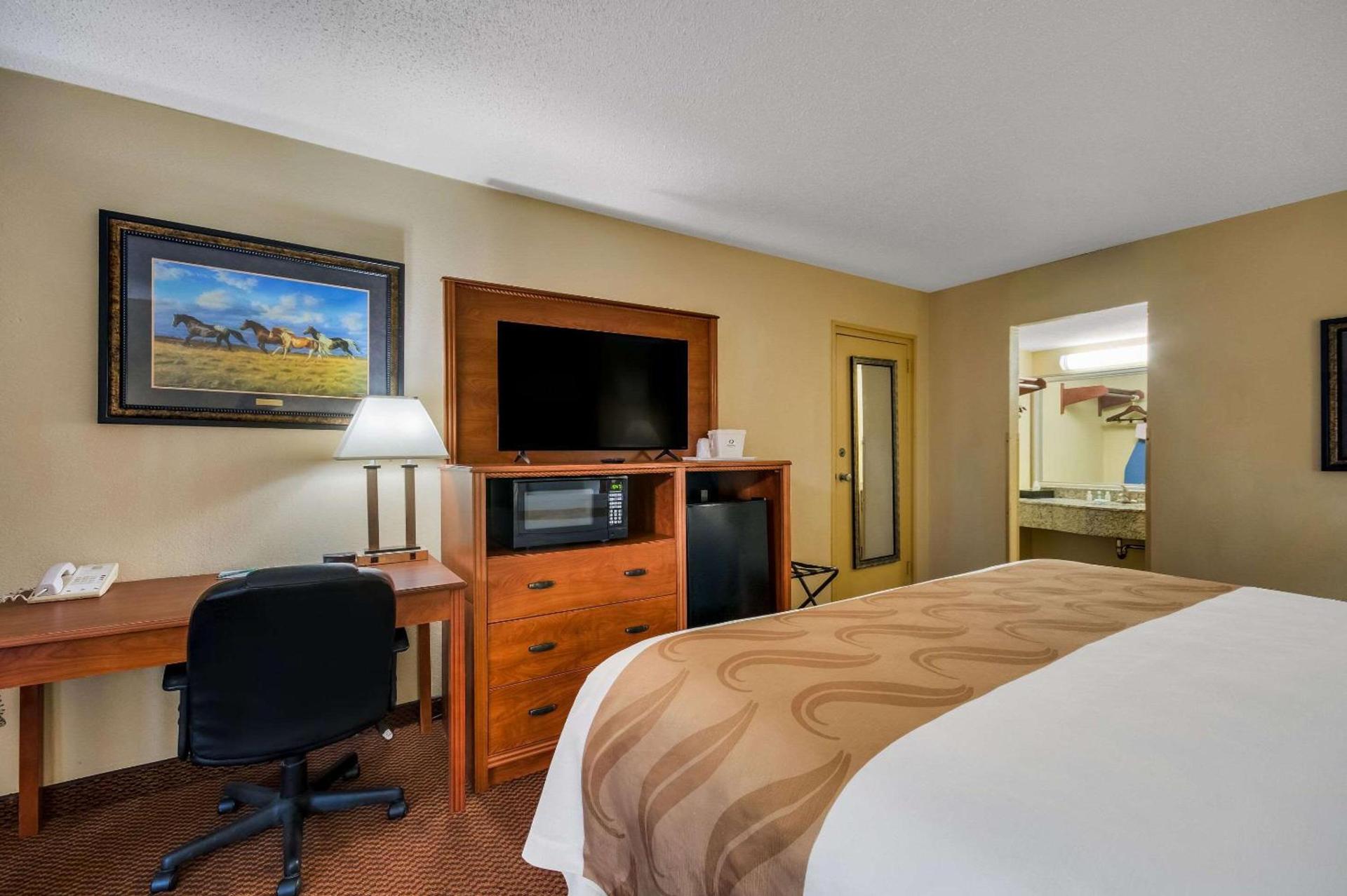 Quality Inn Chickasha photo 12