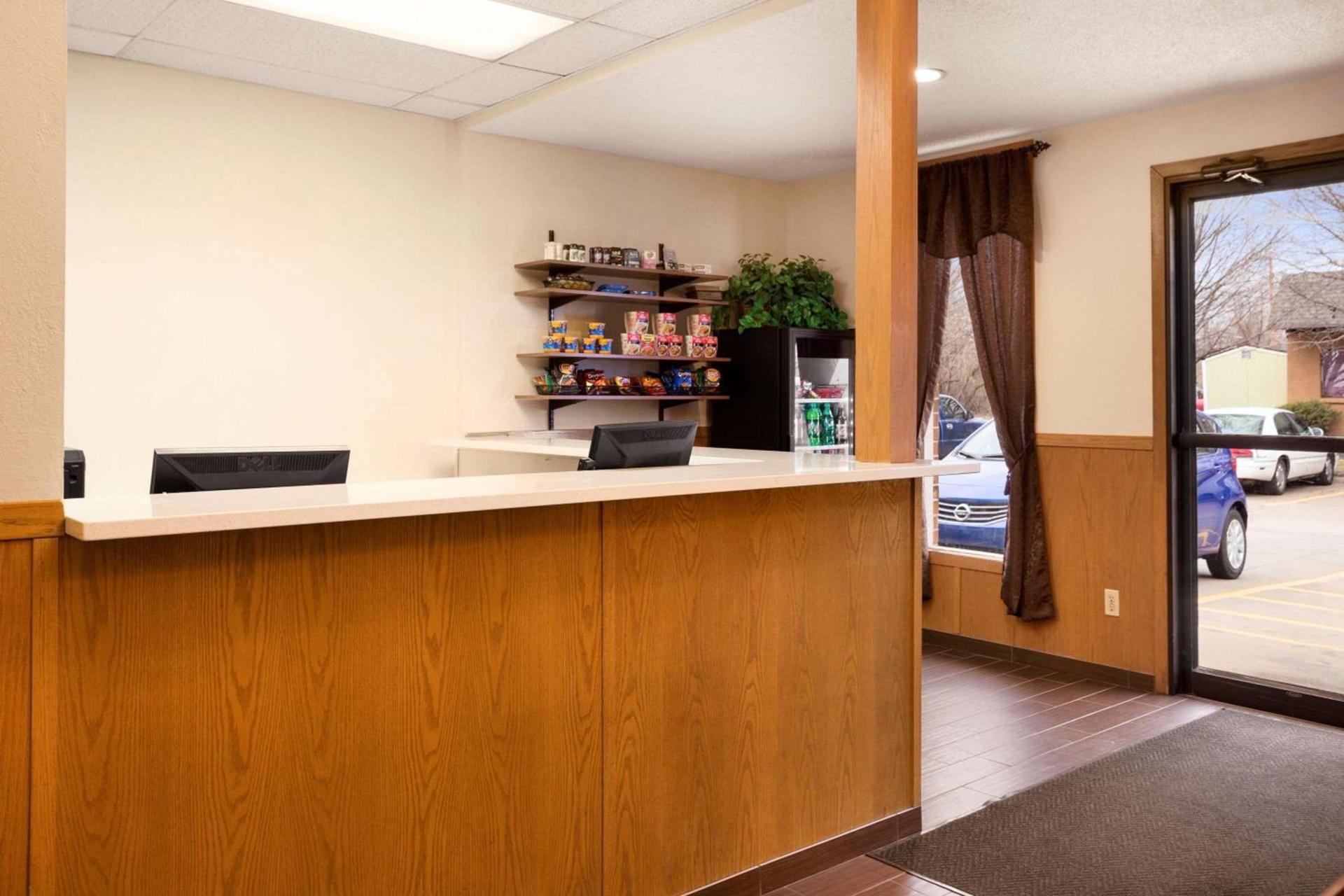 Americas Best Value Inn Pittsburg — hotel in Pittsburg