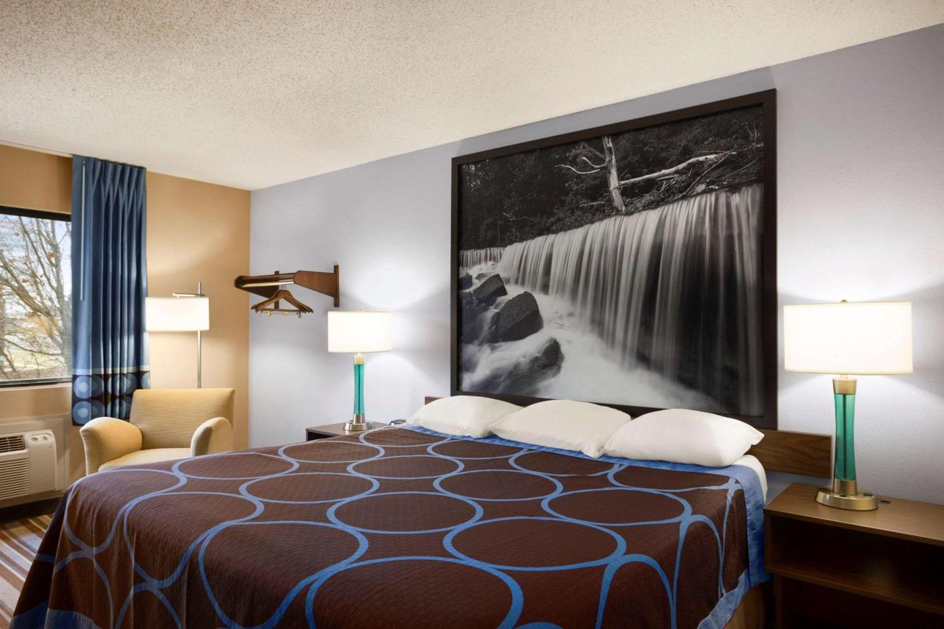 Americas Best Value Inn Pittsburg photo 12