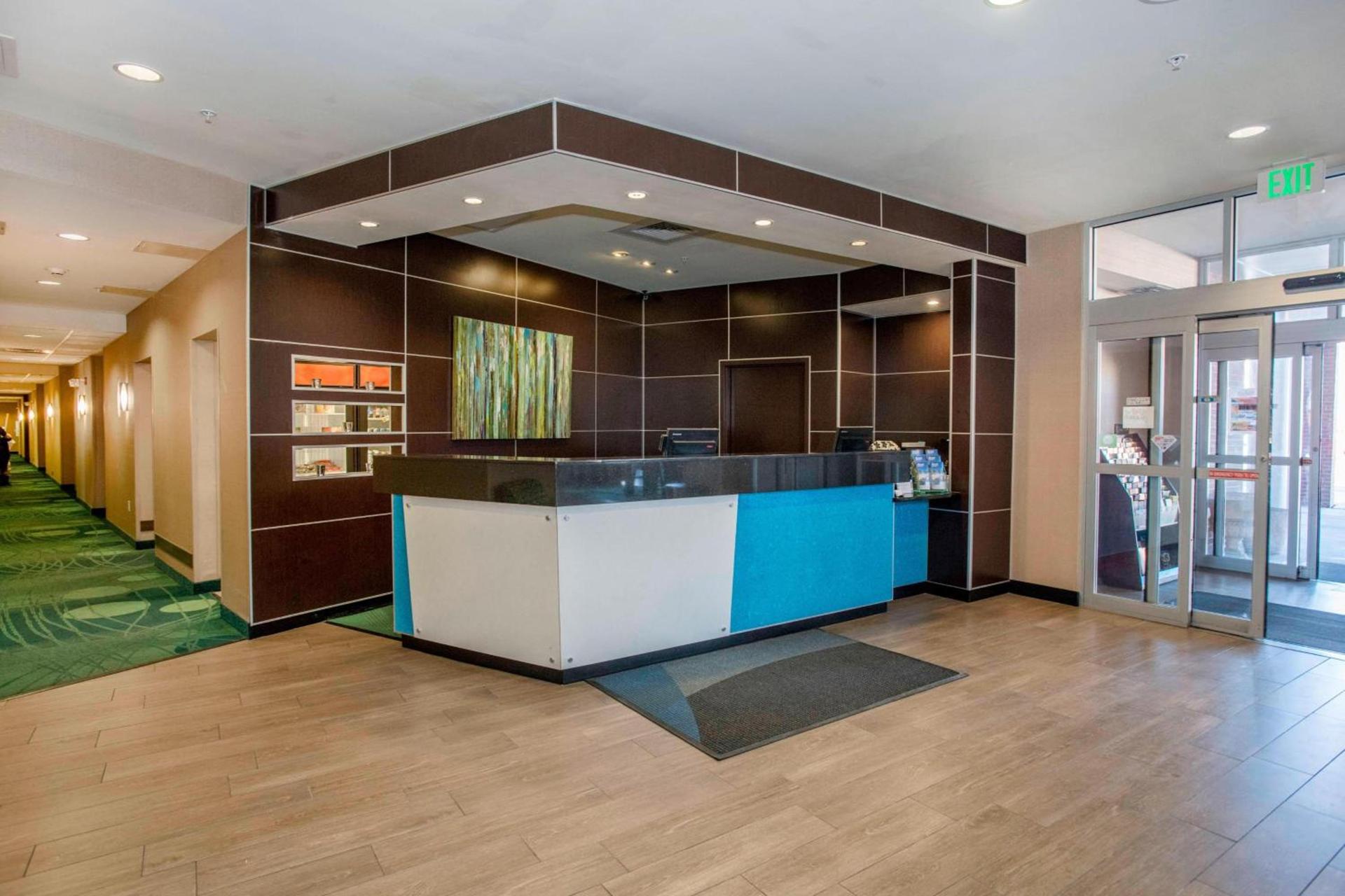 Springhill Suites by Marriott Pueblo Downtown photo 4