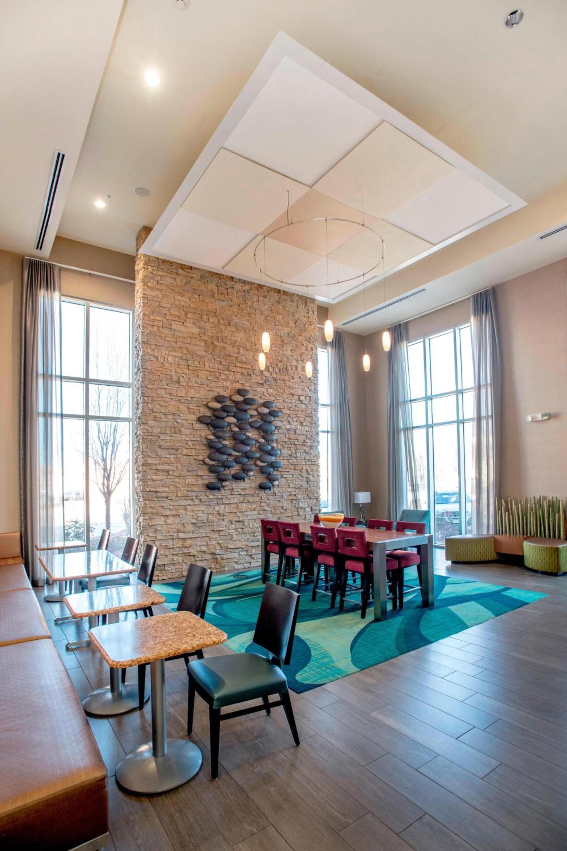 Springhill Suites by Marriott Pueblo Downtown photo 5