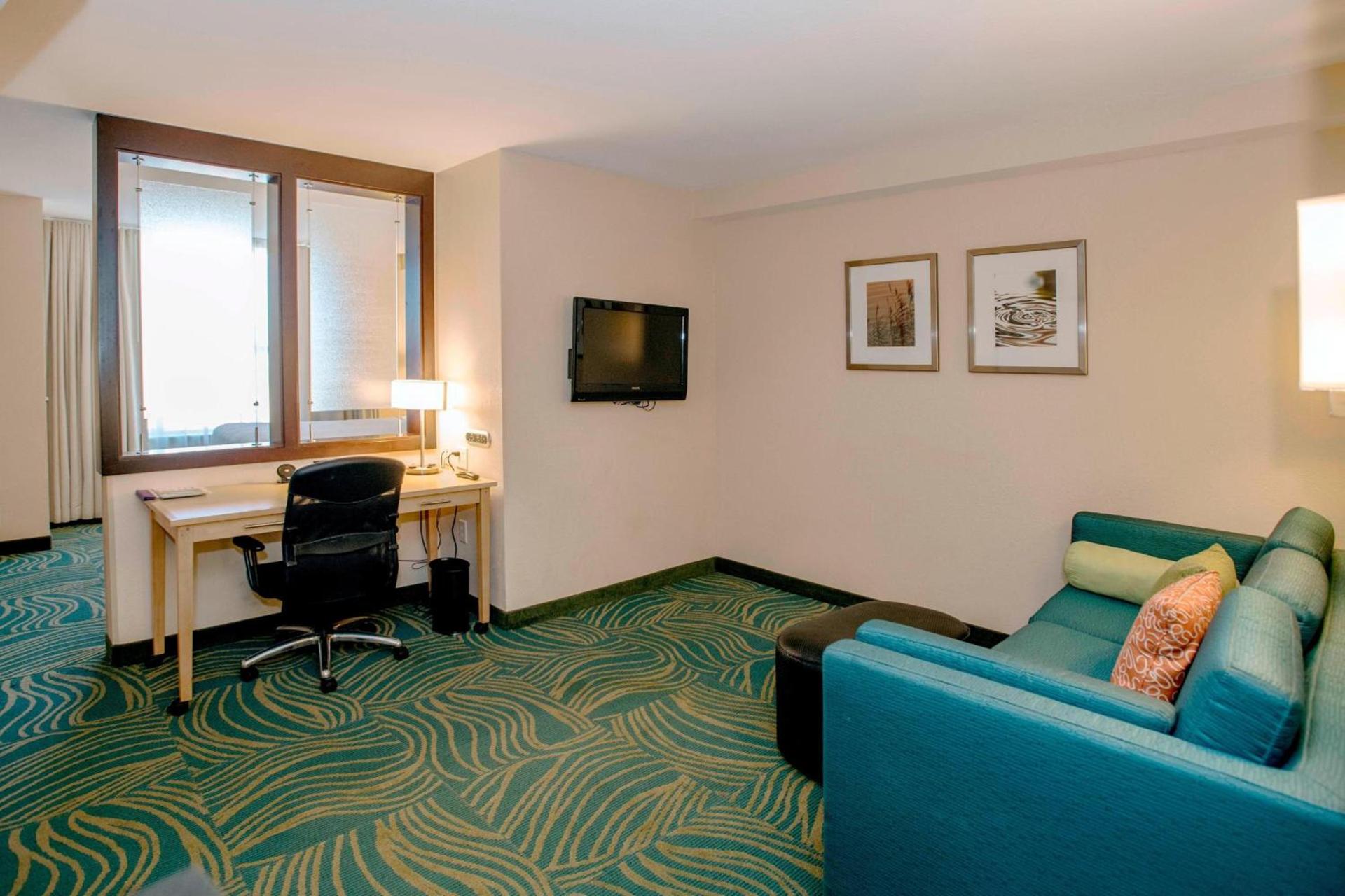 Springhill Suites by Marriott Pueblo Downtown photo 9