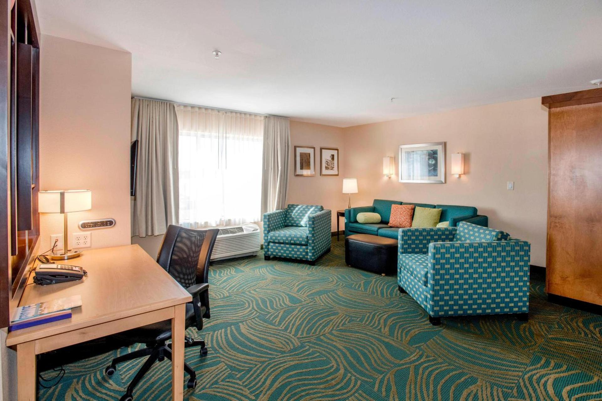Springhill Suites by Marriott Pueblo Downtown photo 13