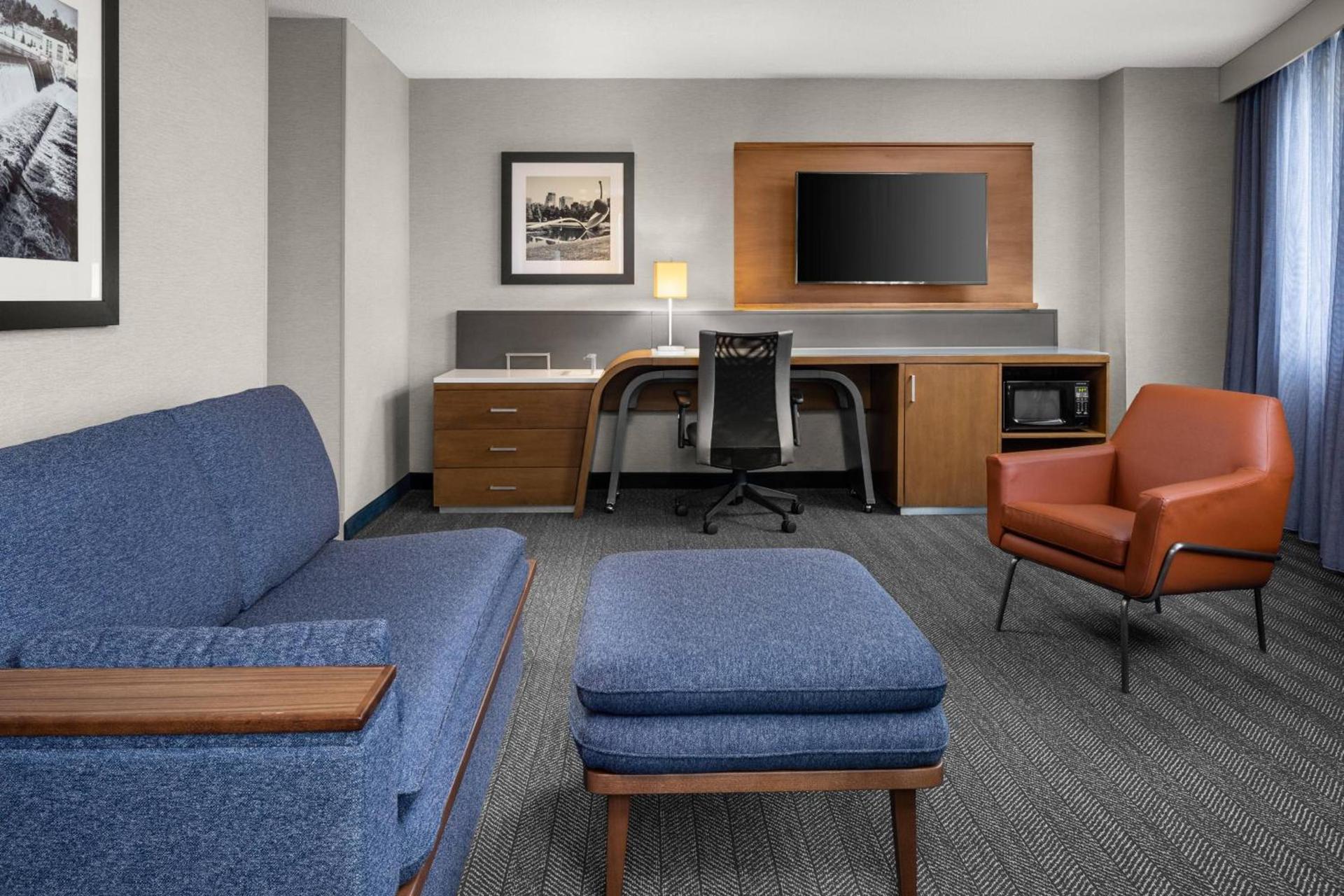 Courtyard by Marriott Minneapolis Downtown photo 42