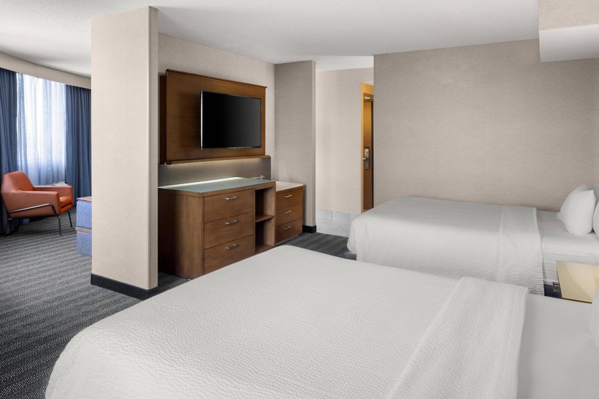 Courtyard by Marriott Minneapolis Downtown photo 39