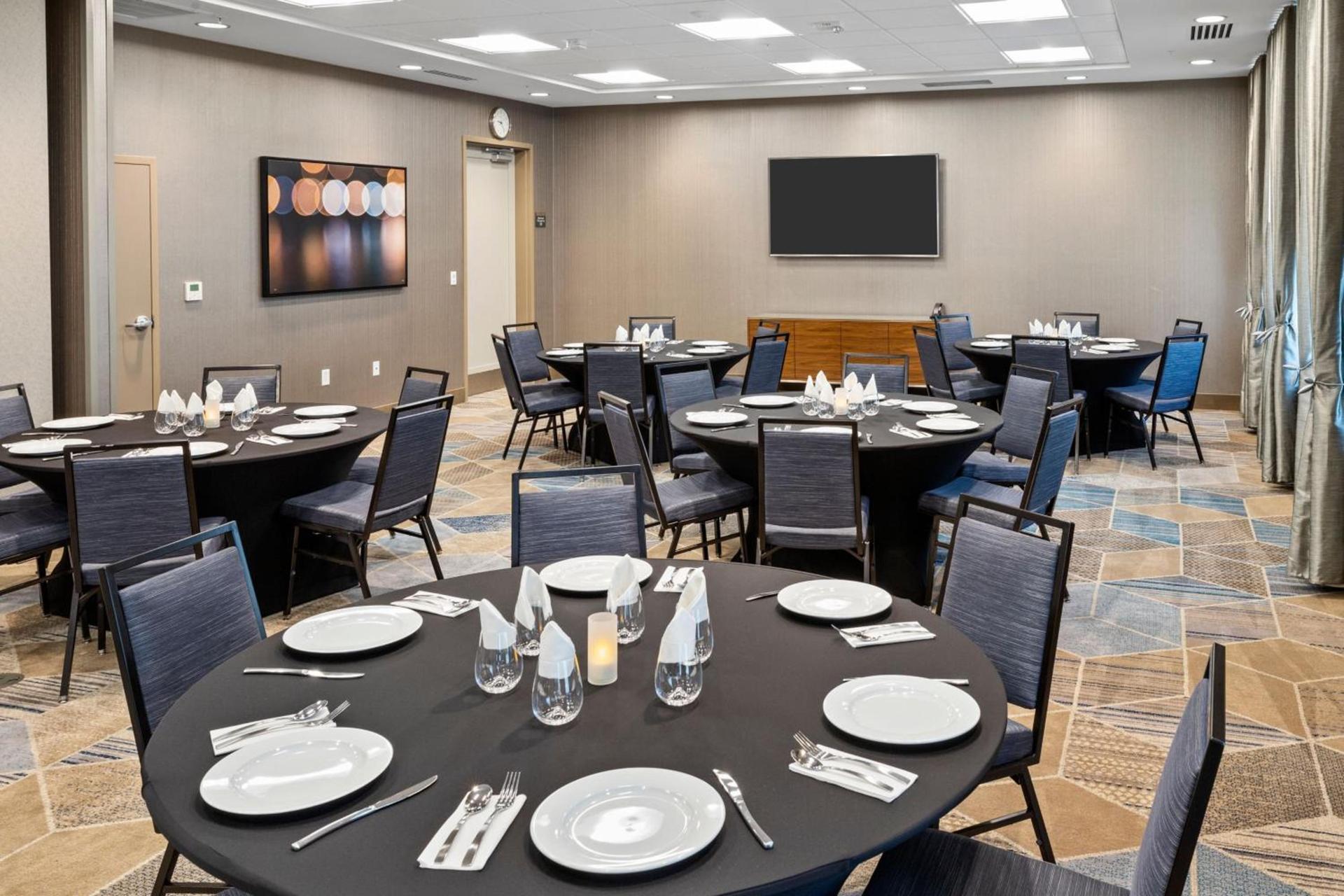 Fairfield Inn & Suites by Marriott San Jose North/Silicon Valley photo 44