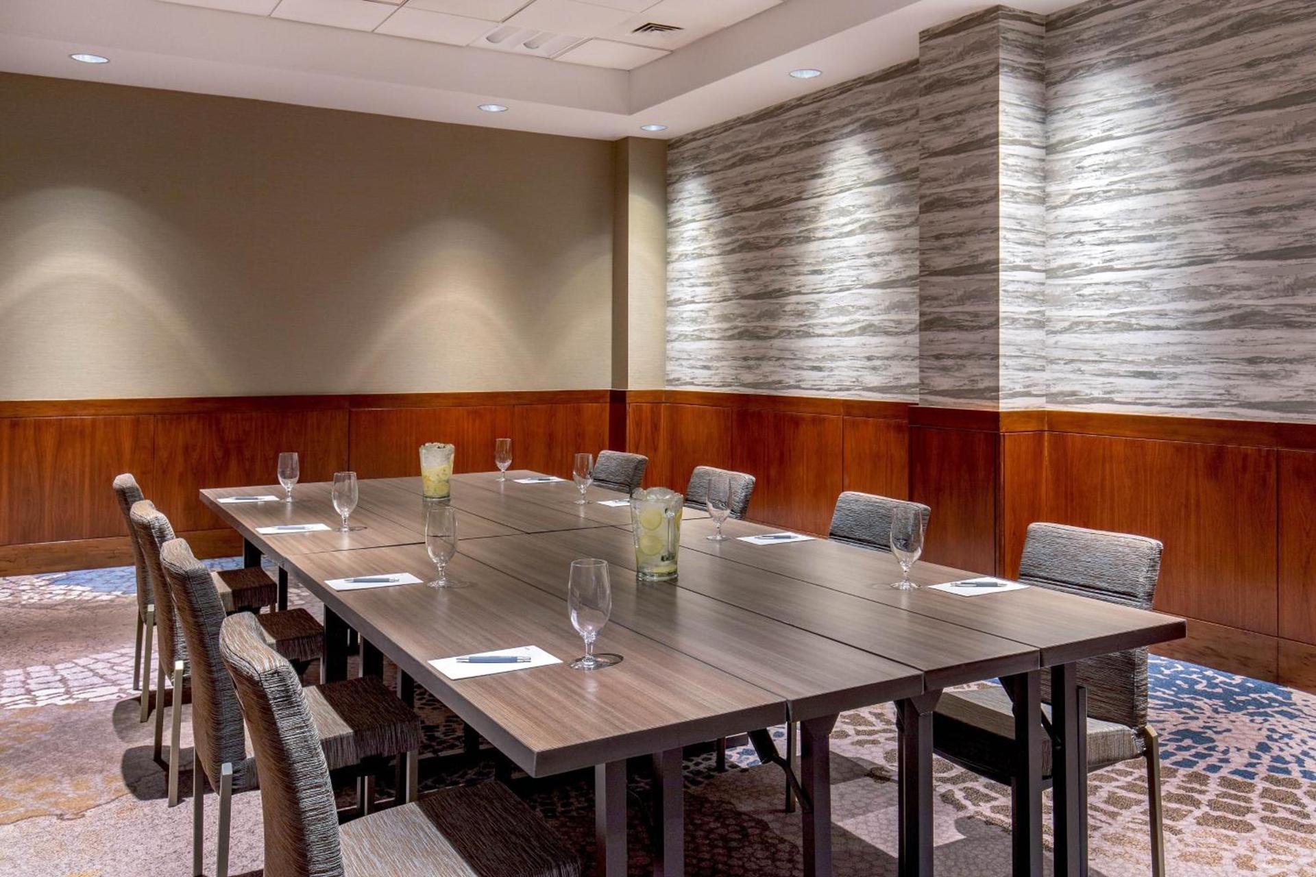 The Westin Boston Seaport District photo 68