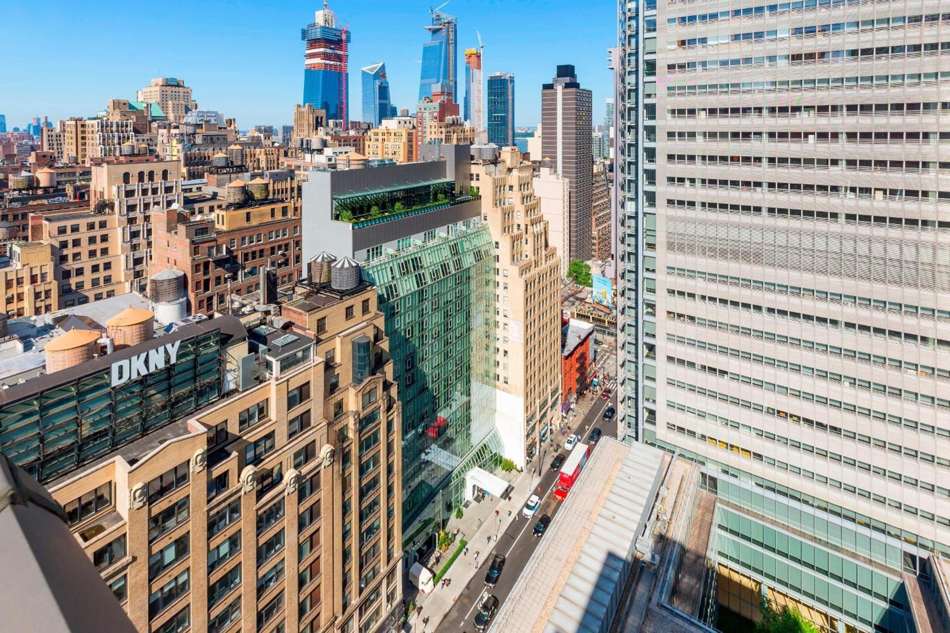 AC Hotel by Marriott New York Times Square photo 2
