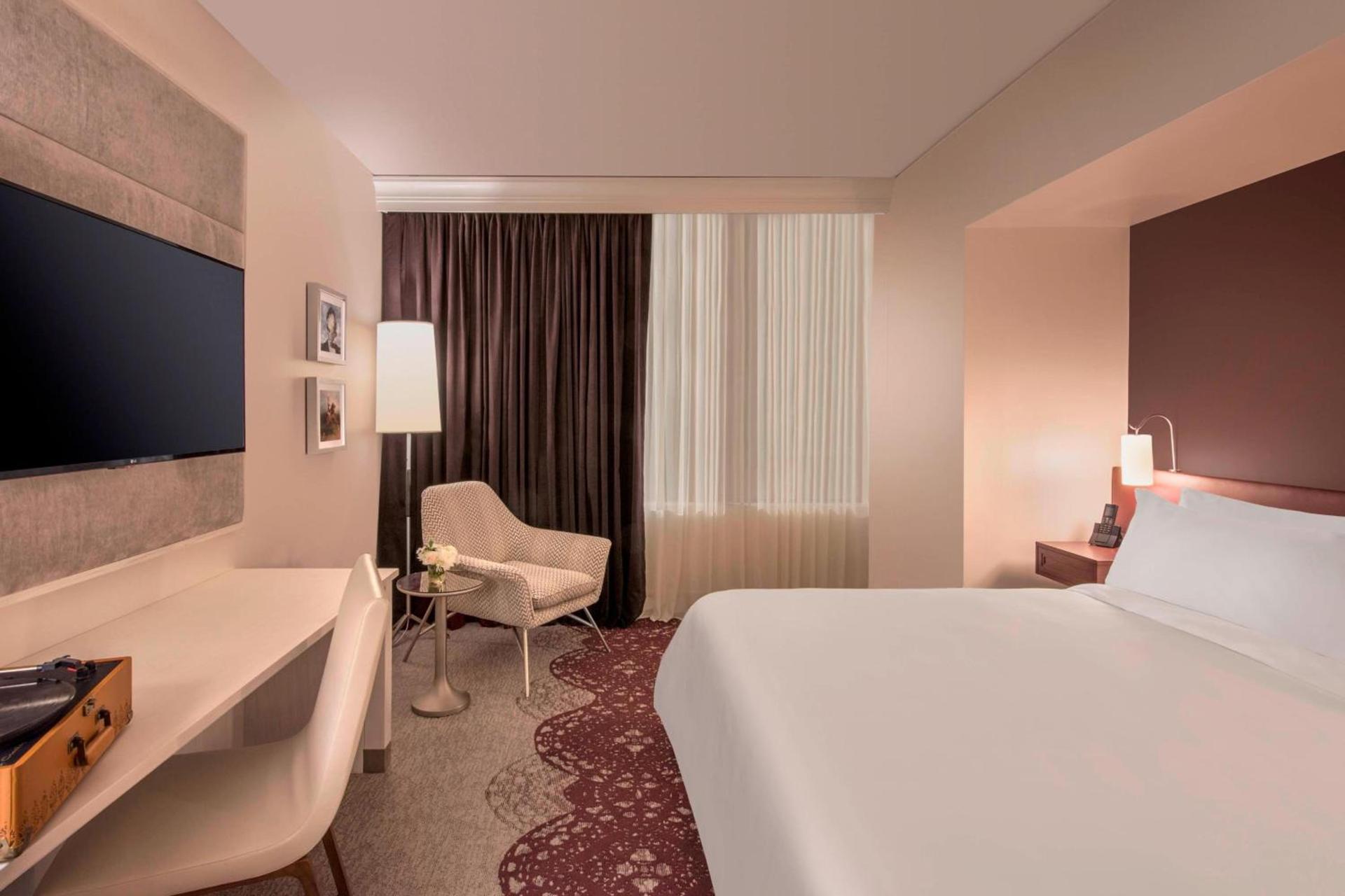 The Elizabeth Hotel, Autograph Collection photo 10