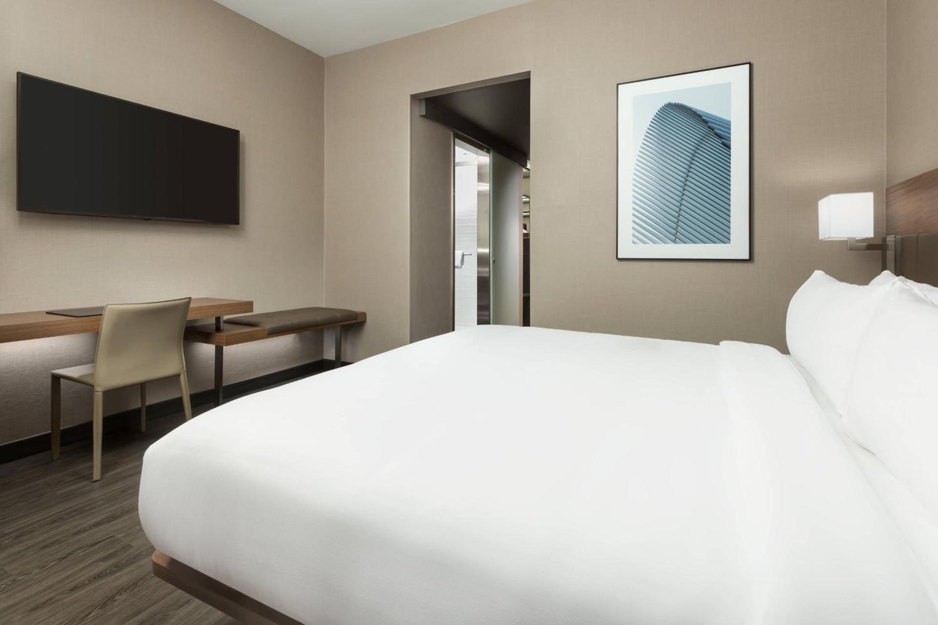 AC Hotel by Marriott New York Times Square photo 8