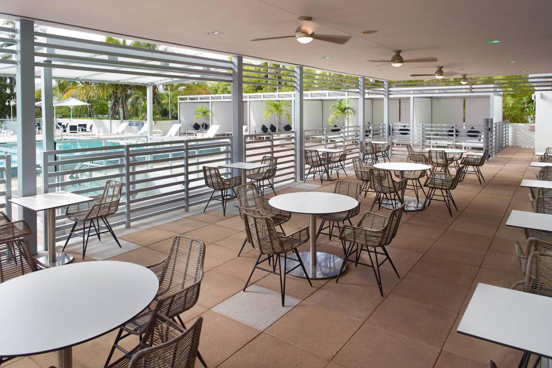 Courtyard Miami Coconut Grove photo 24