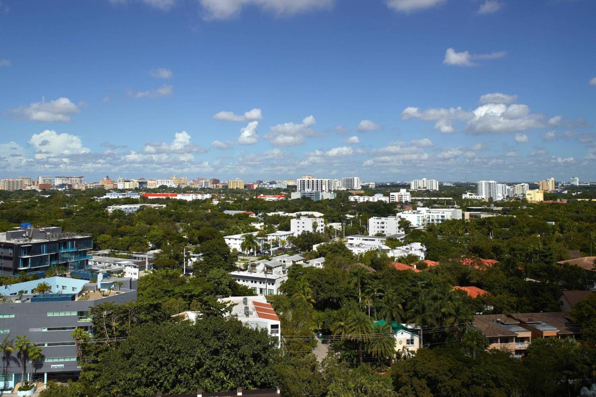 Courtyard Miami Coconut Grove photo 12